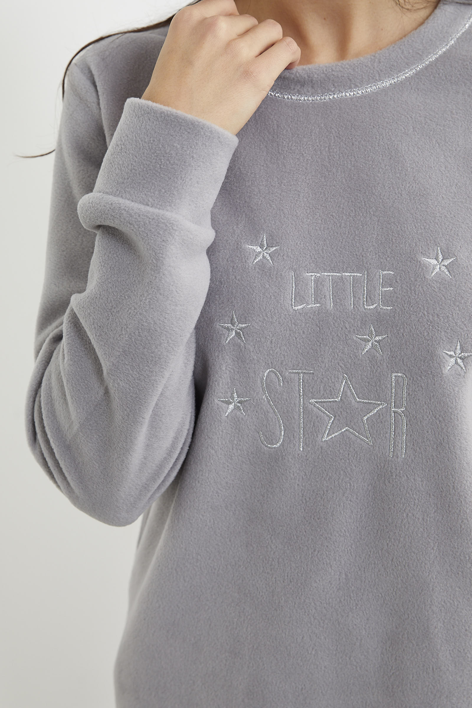 Nakış Detaylı Polar Pijama Takım - Gri (7) Sementa