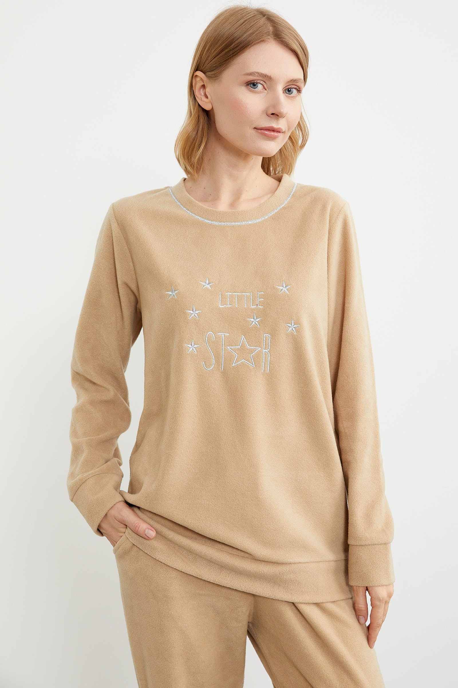 Nakış Detaylı Polar Pijama Takım - Kamel (4) Sementa