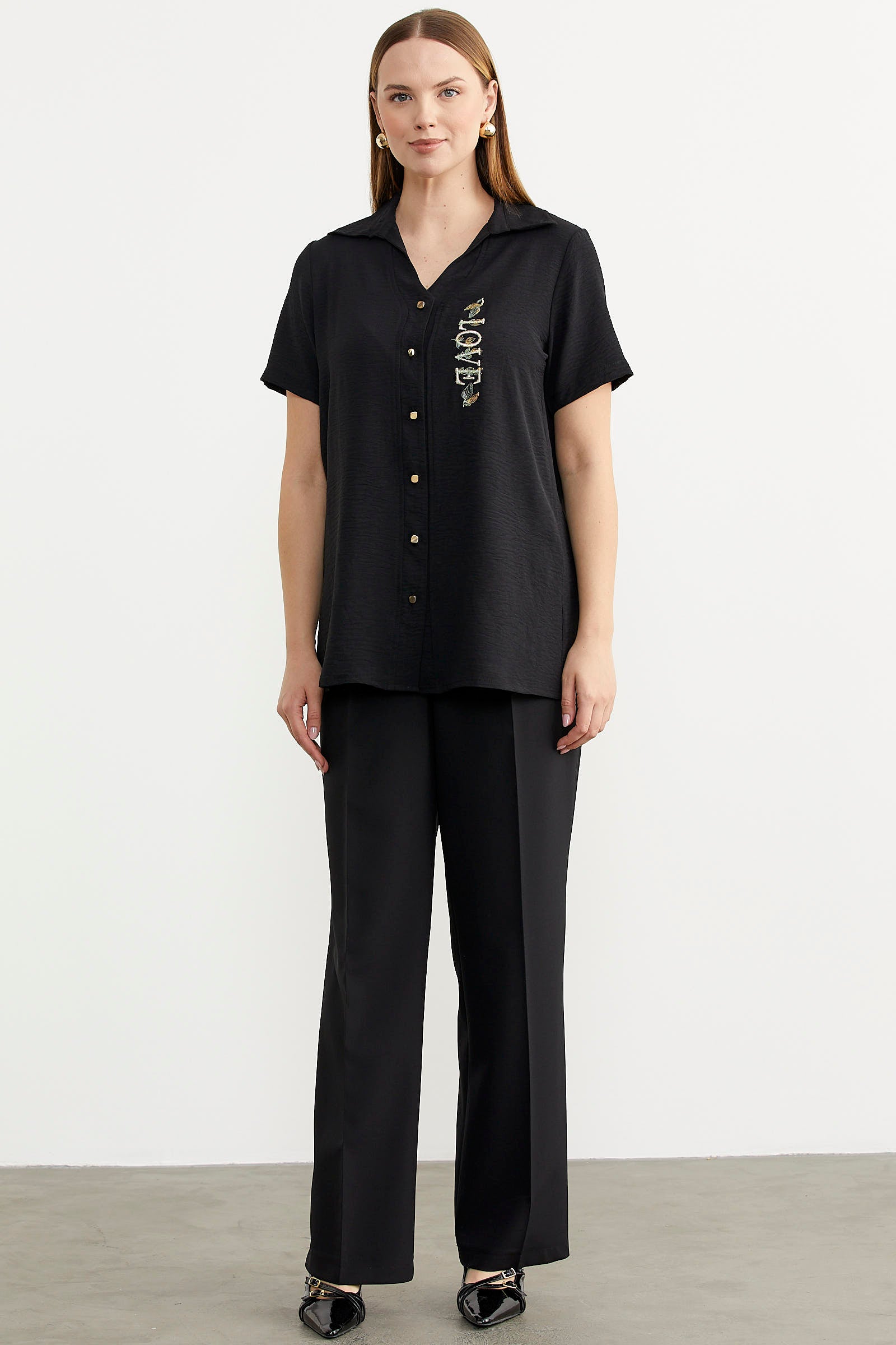 Nakış Detaylı Kısa Kol Krep Gömlek - Siyah (3) Sementa