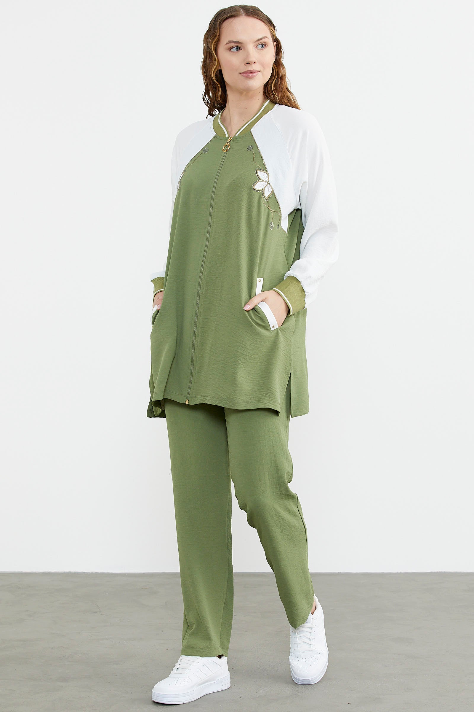 Nakış Detaylı Tunik Krep Takım - Yeşil (4) Sementa