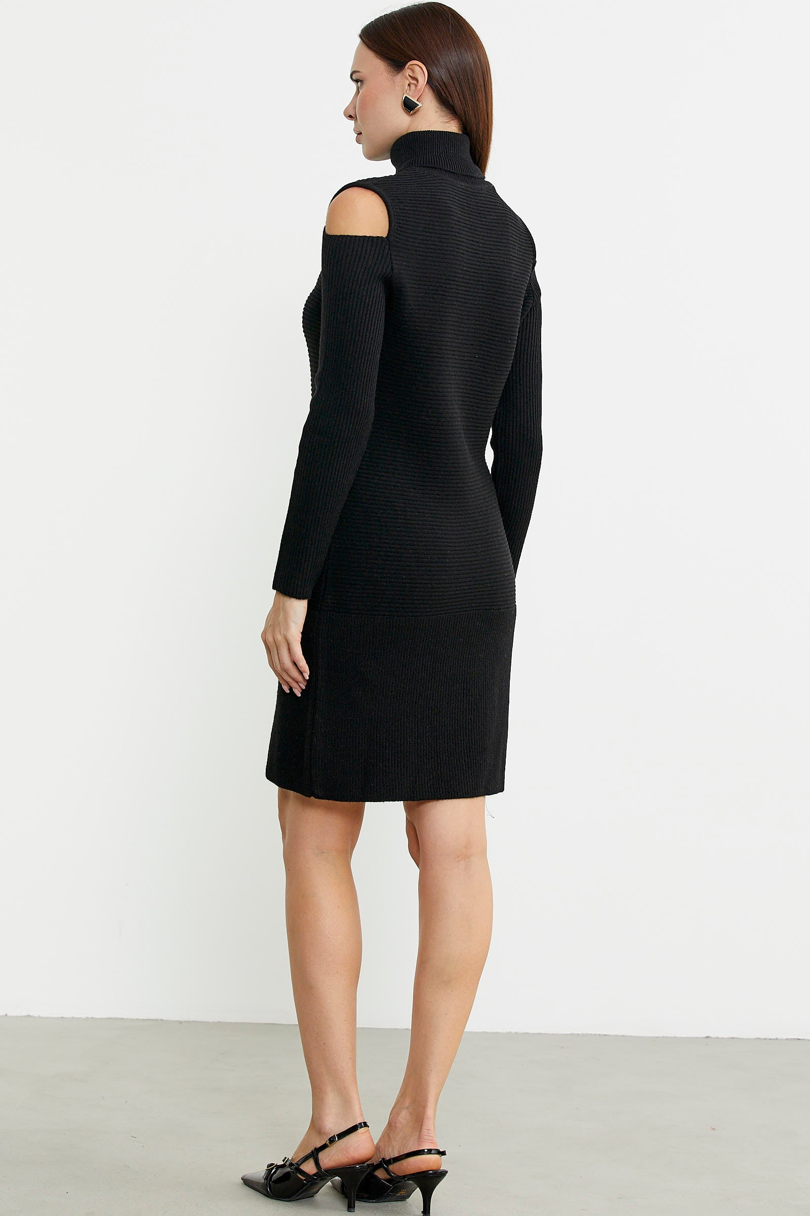 Omuzları Açık Tam Balıkçı Triko Elbise - Siyah - Sementa