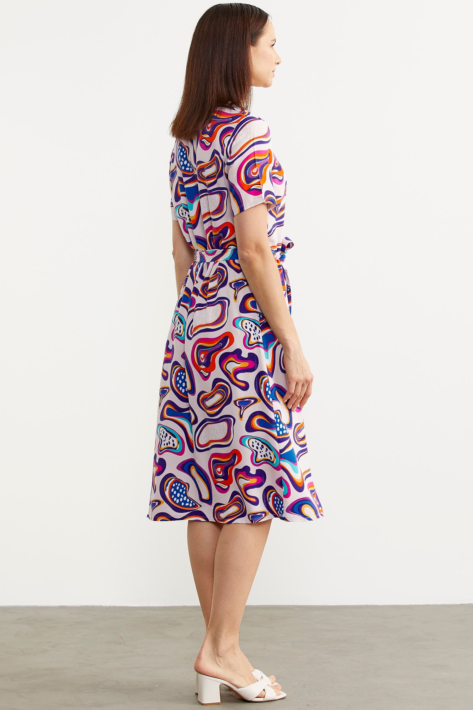 Önden Düğmeli Desenli Viskon Elbise - Ekru (4) Sementa