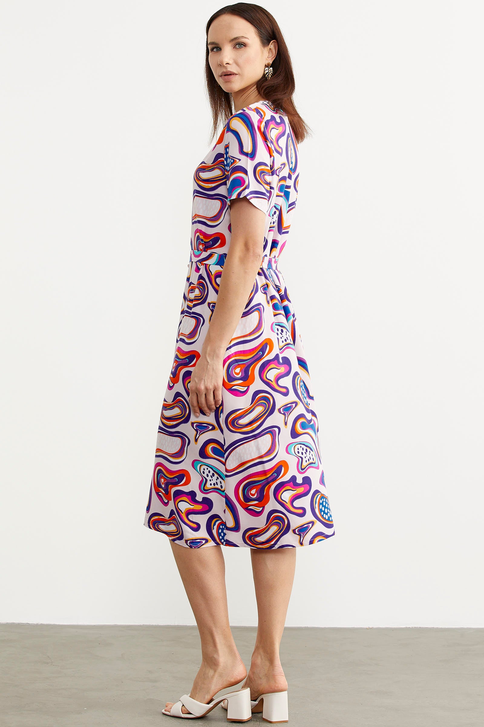 Önden Düğmeli Desenli Viskon Elbise - Ekru (3) Sementa