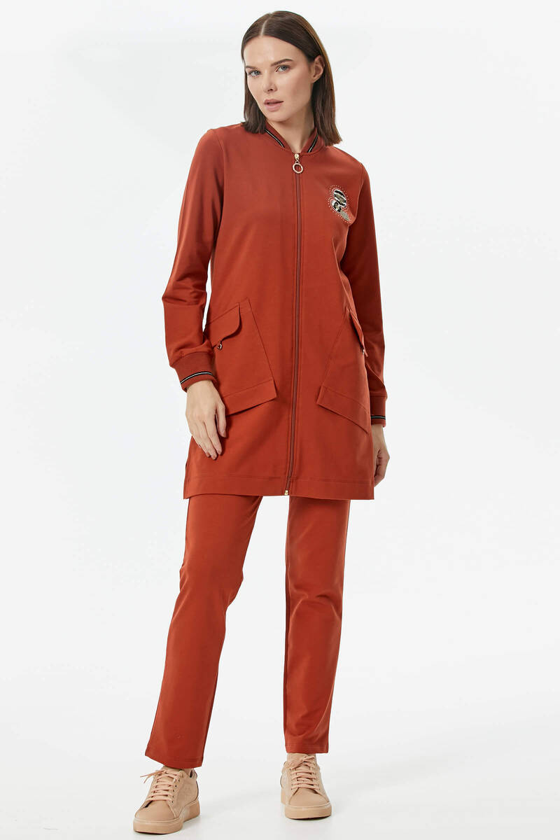 Önden Fermuarlı Nakış Detaylı Cepli Takım - Kiremit (2) Sementa