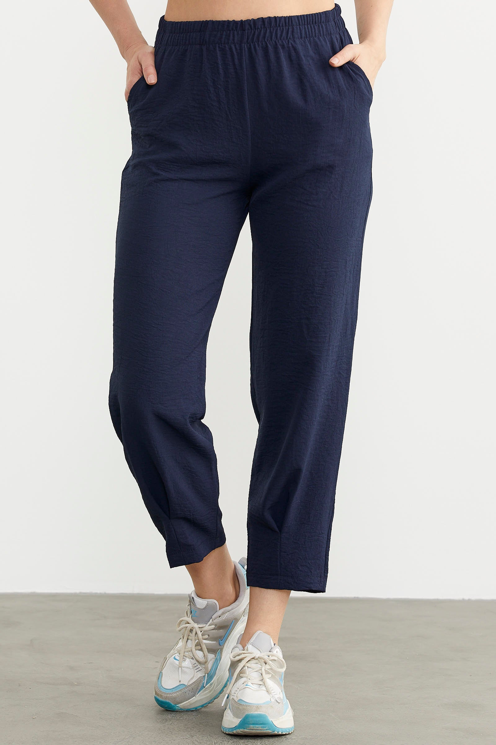 Paça Büzgü Detaylı Krep Pantolon - Lacivert (5) Sementa