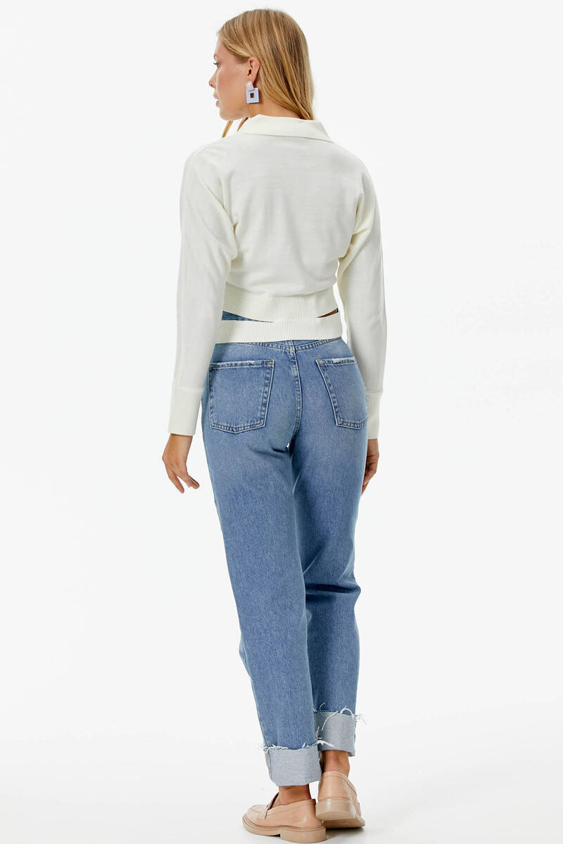 Parça Detaylı Polo Yaka Düğmeli Triko Crop - Kemik (5) Sementa