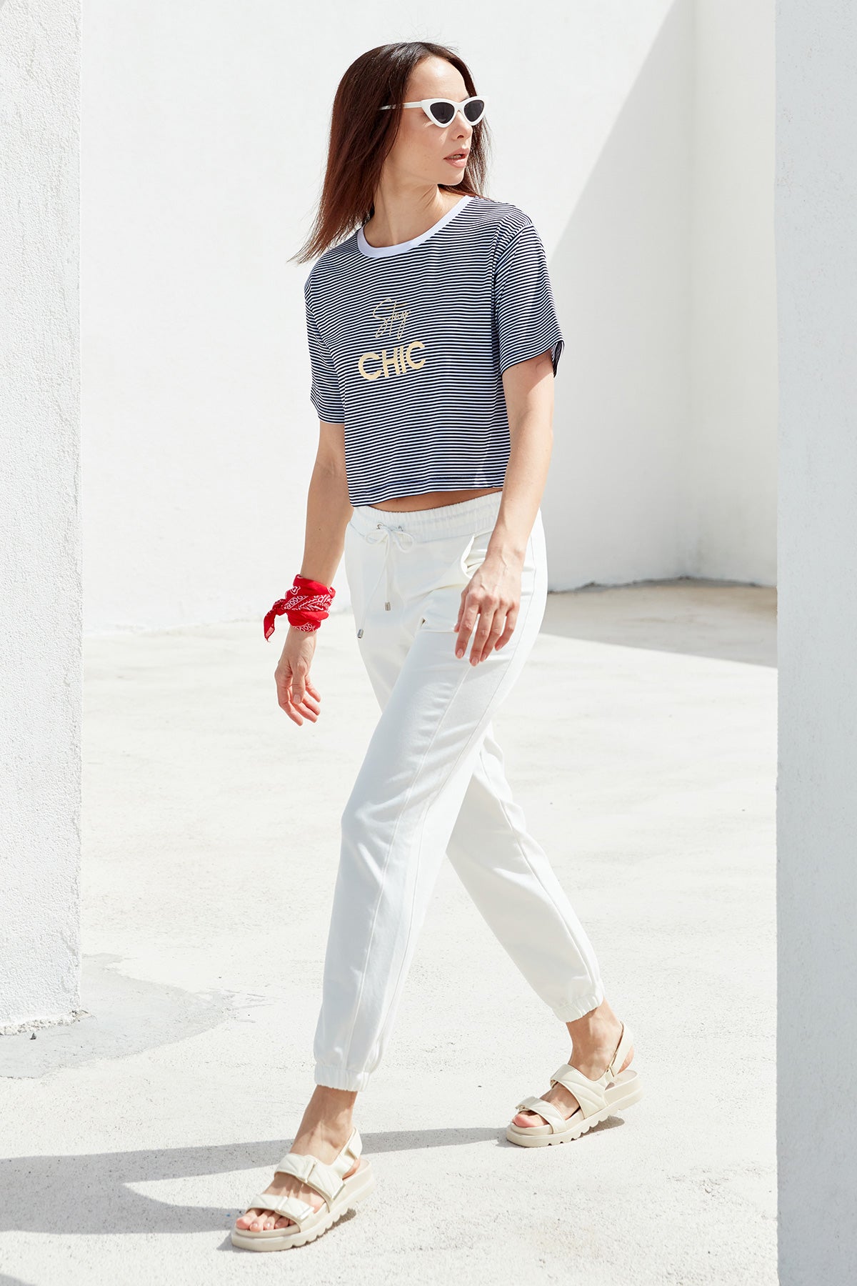 Parlak Baskılı Çizgili Crop Tişört - Lacivert (2) Sementa