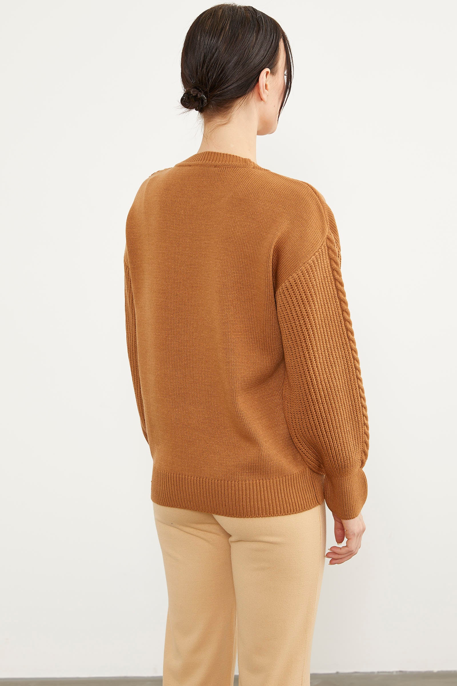 Prenses Kol Örgü Detaylı Triko Kazak - Kamel (5) Sementa