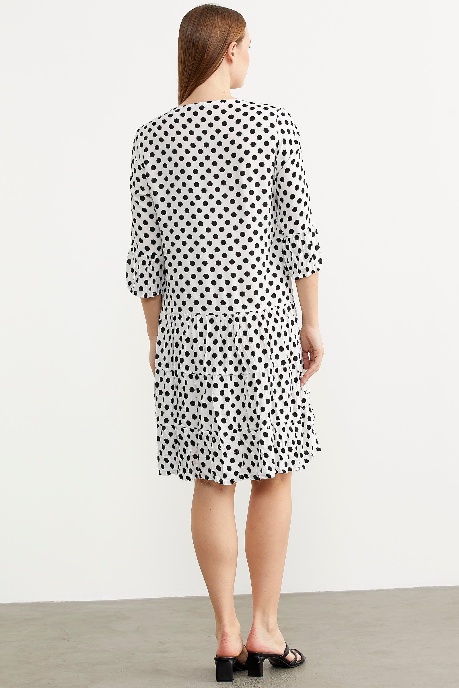 Puantiye Desenli Rahat Kalıp Dökümlü Elbise - Ekru (5) Sementa