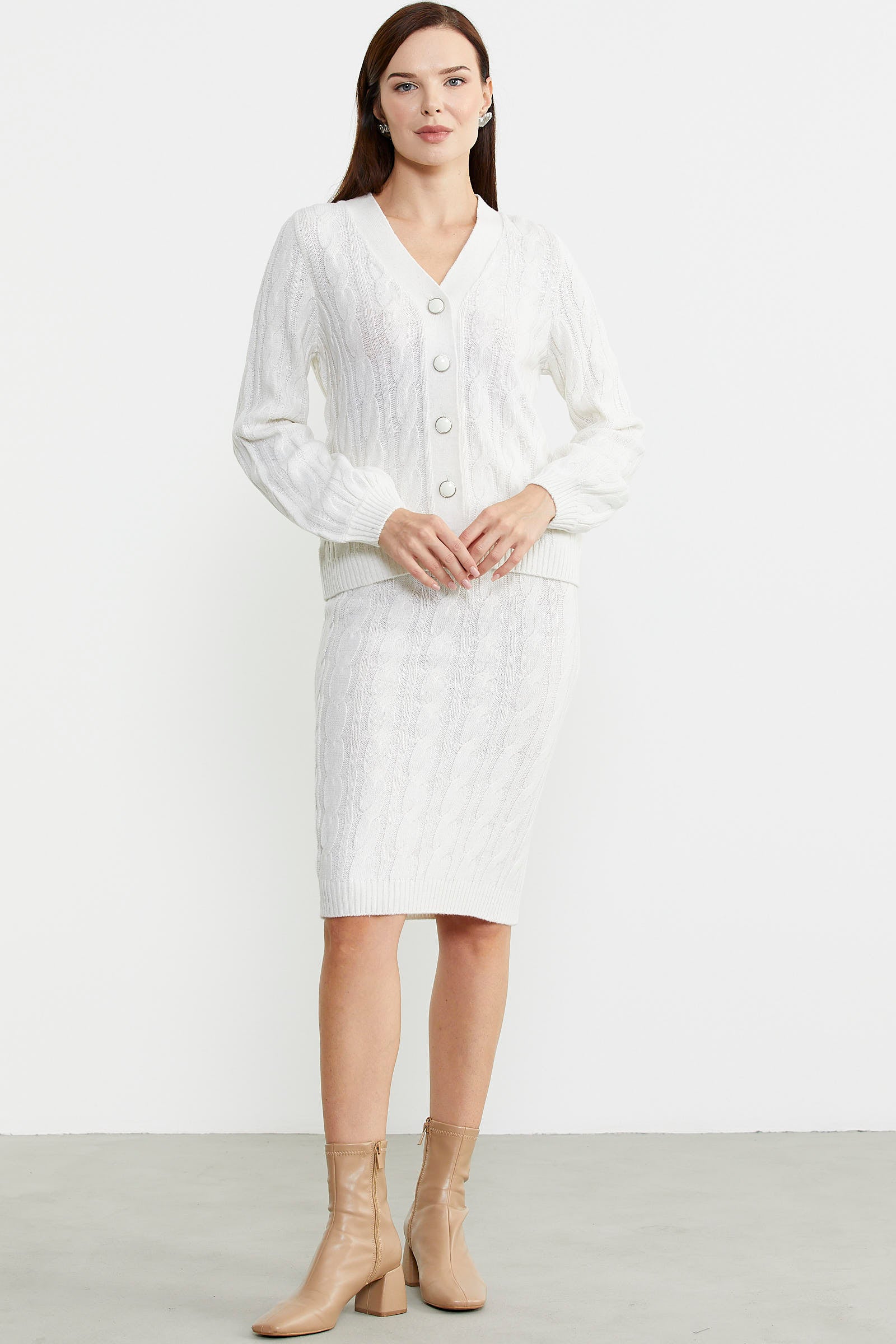 Saç Örgüsü Motifli Etekli Yünlü Triko Takım - Kemik - Sementa