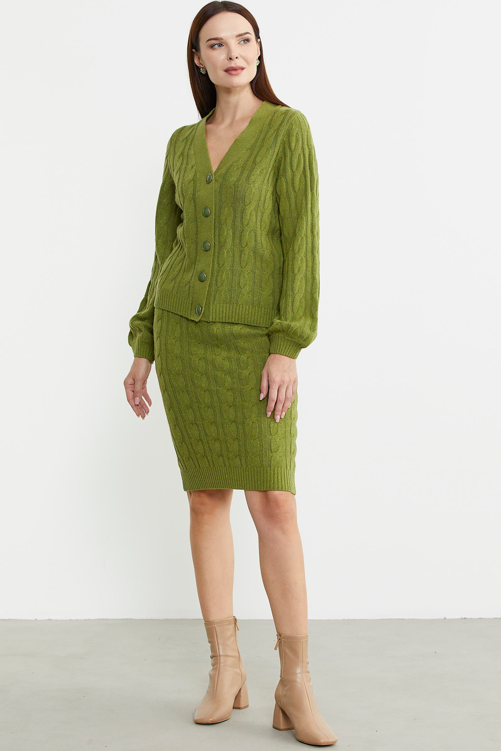 Saç Örgüsü Motifli Etekli Yünlü Triko Takım - Yeşil - Sementa