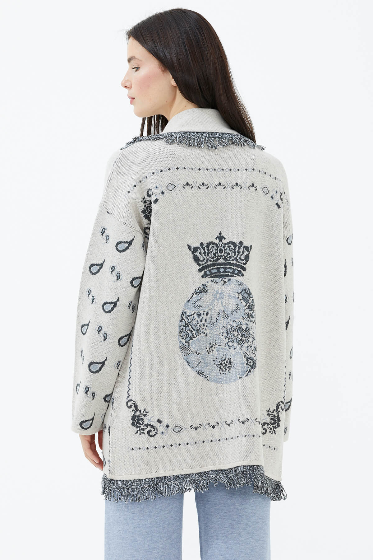 Şal Yaka Püsküllü Damla Desenli Tiriko Hırka - Açık Bej (3) Sementa