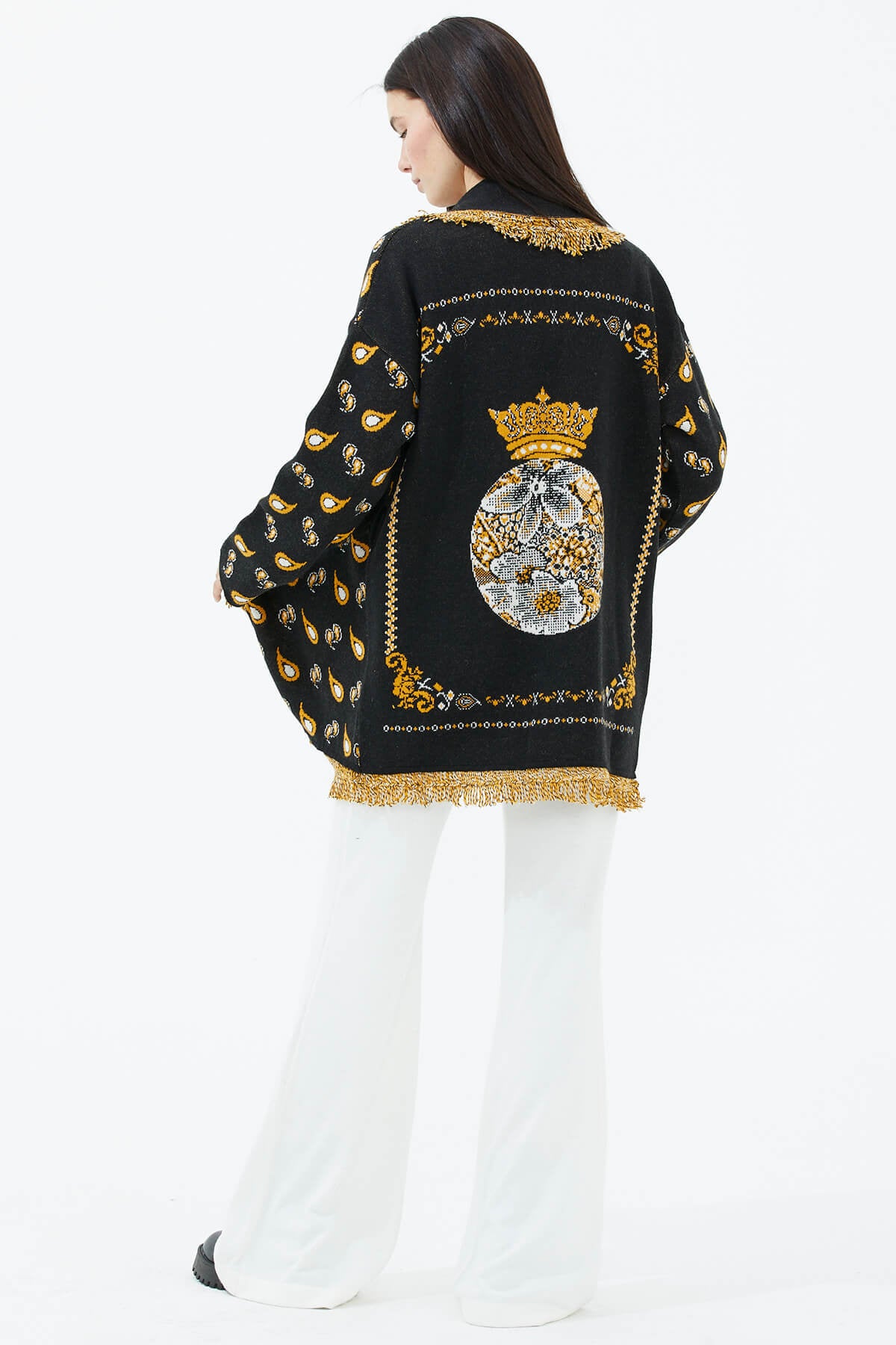 Şal Yaka Püsküllü Damla Desenli Tiriko Hırka - Siyah (4) Sementa