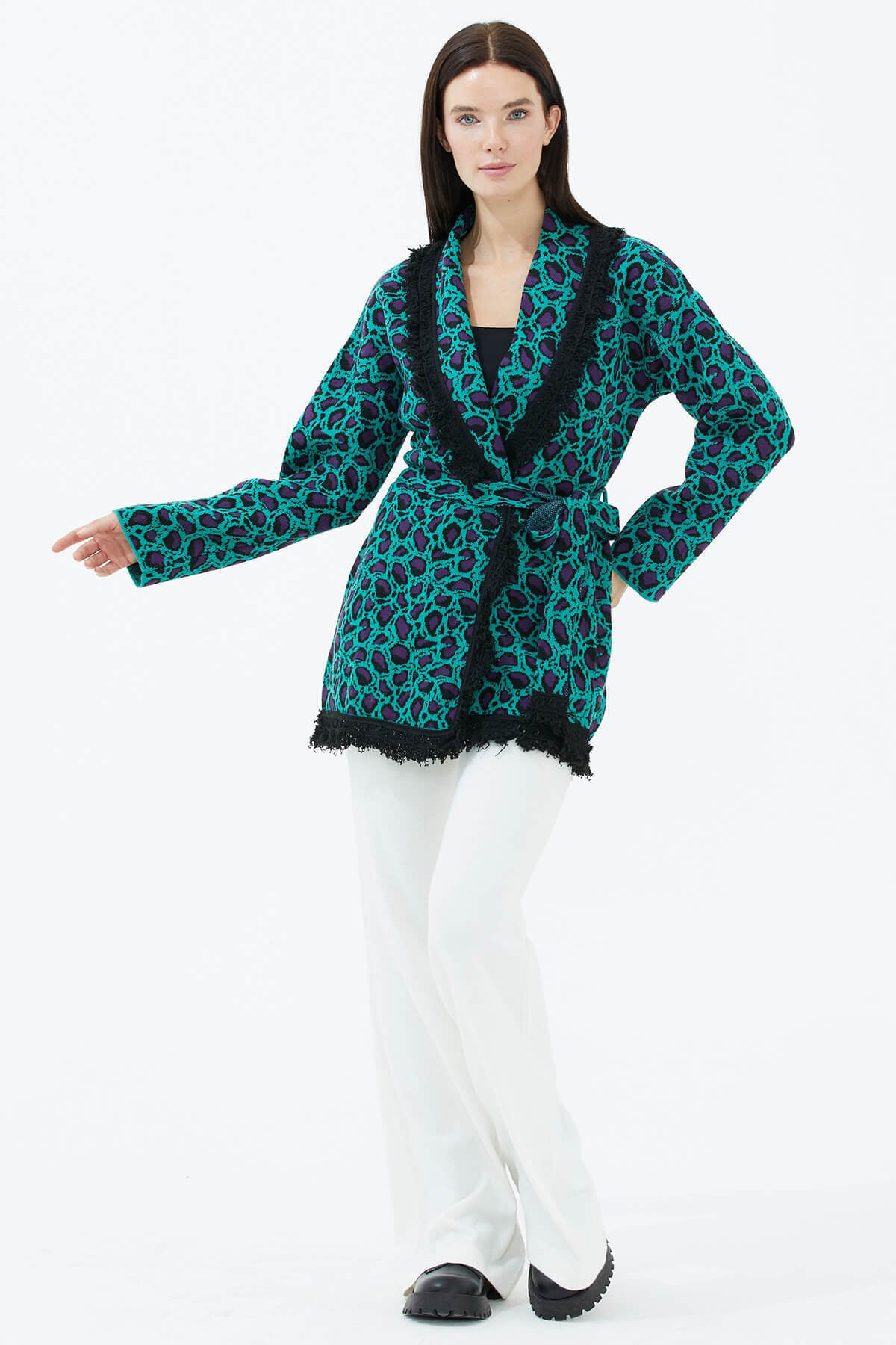 Şal Yaka Püsküllü Kemerli Leopar Desenli Triko Hırka - Yeşil (3) Sementa