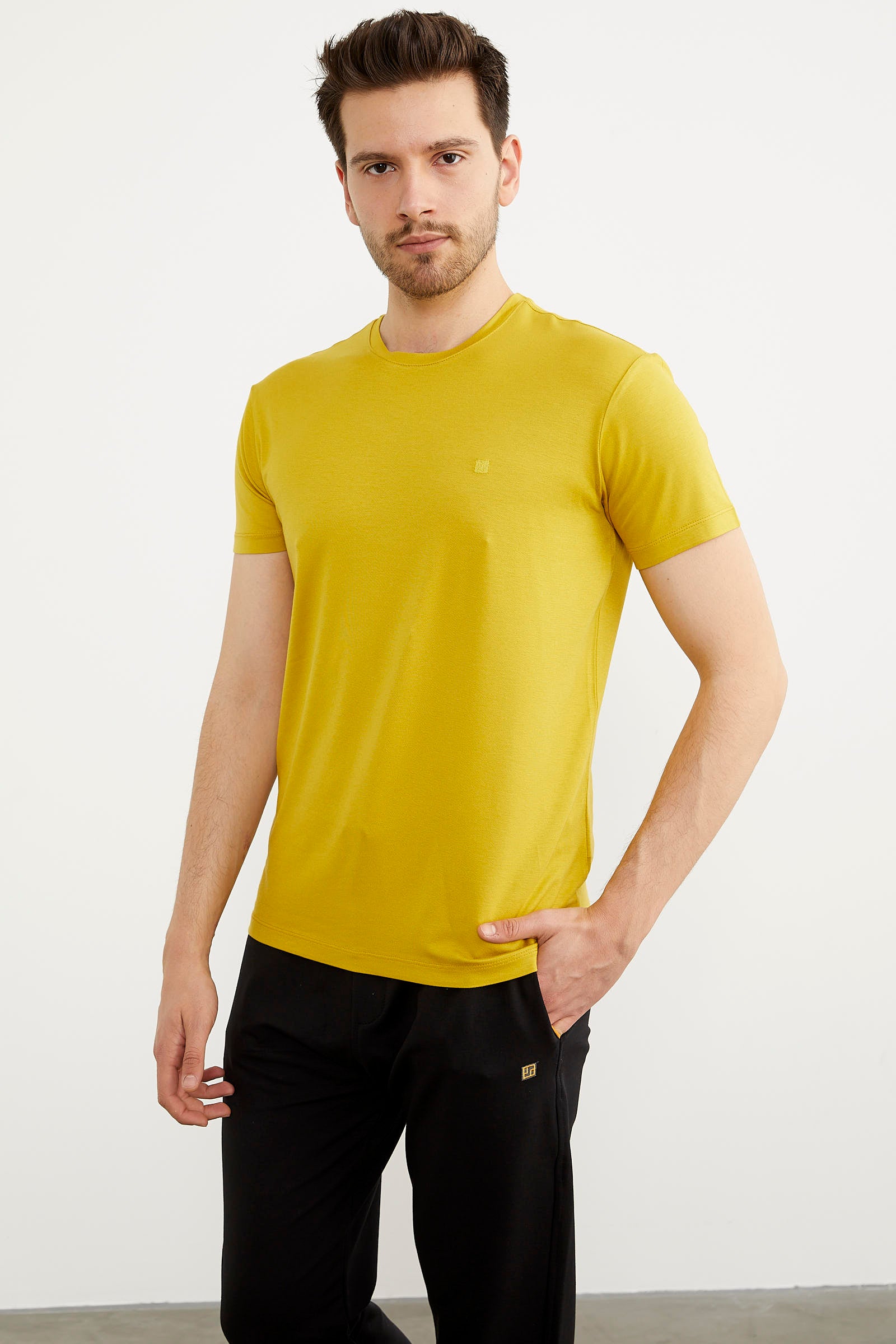 Sıfır Yaka Basic Tişört - Hardal (2) Sementa