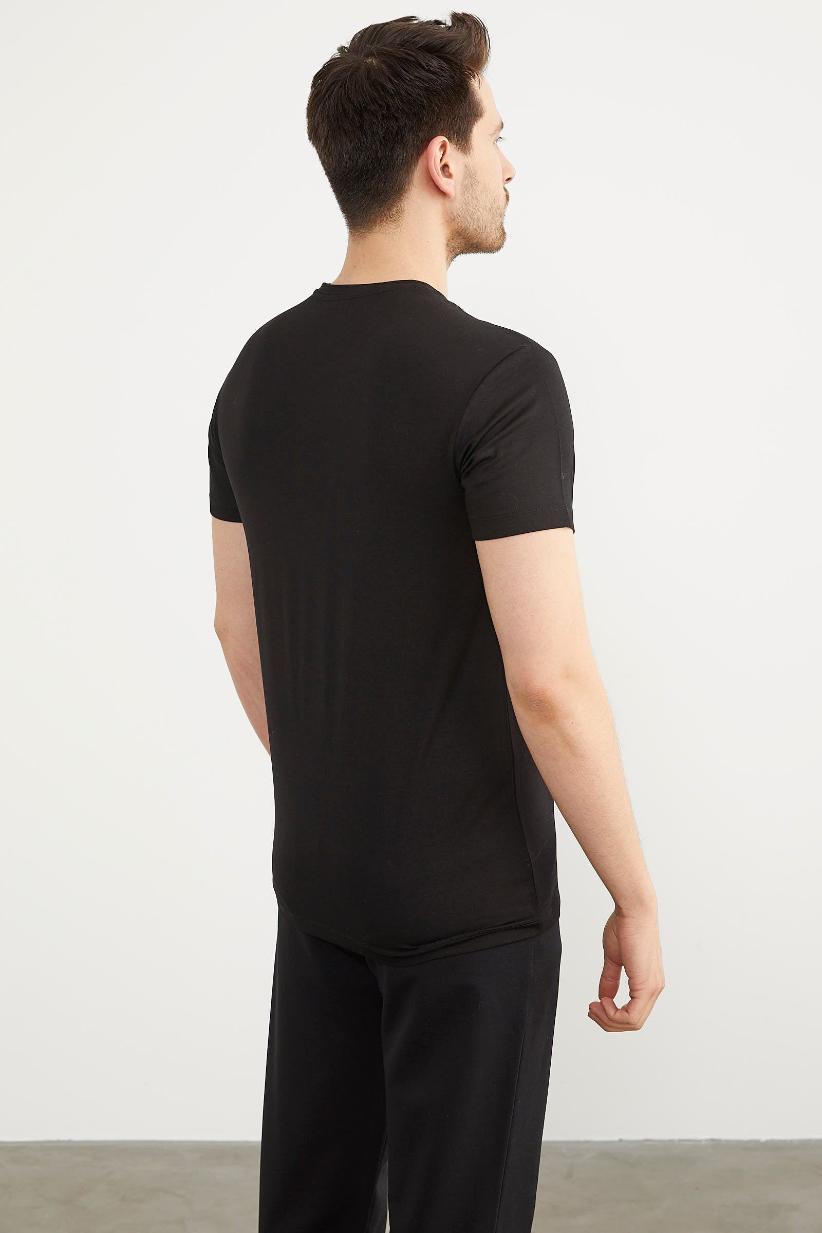 Sıfır Yaka Basic Tişört - Siyah (4) Sementa