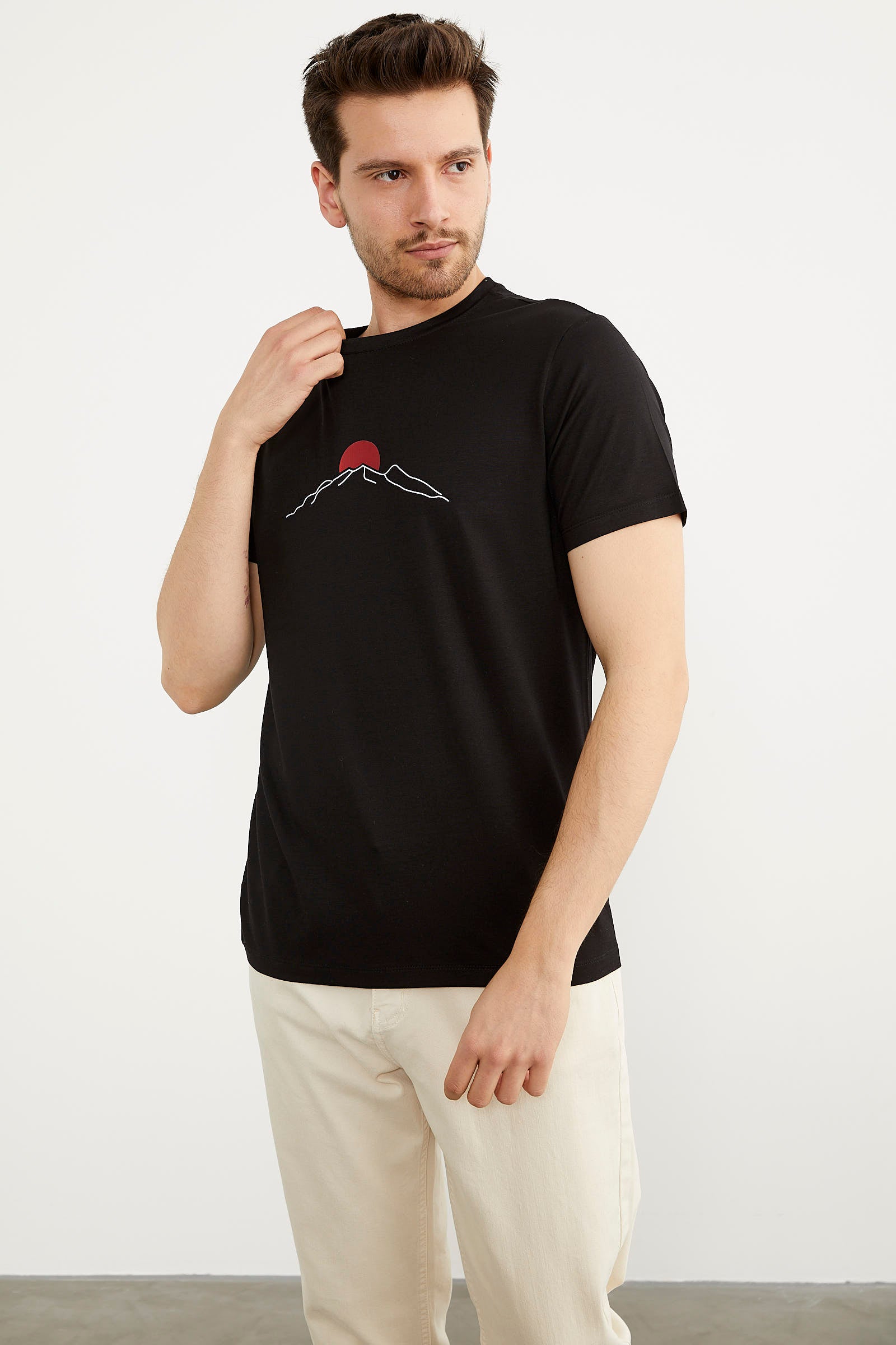 Sıfır Yaka Baskılı Kısa Kol Tişört - Siyah (3) Sementa