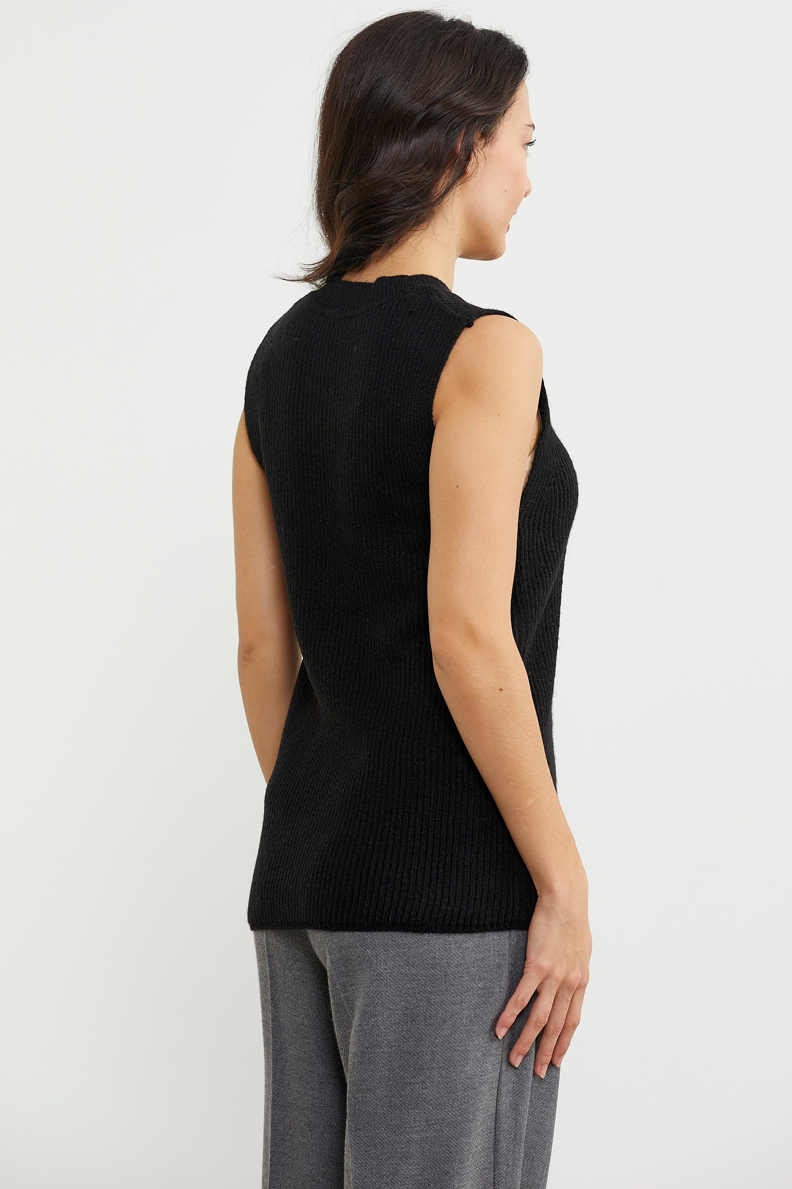 Derbili Sıfır Yaka Triko Süveter - Siyah (4) Sementa