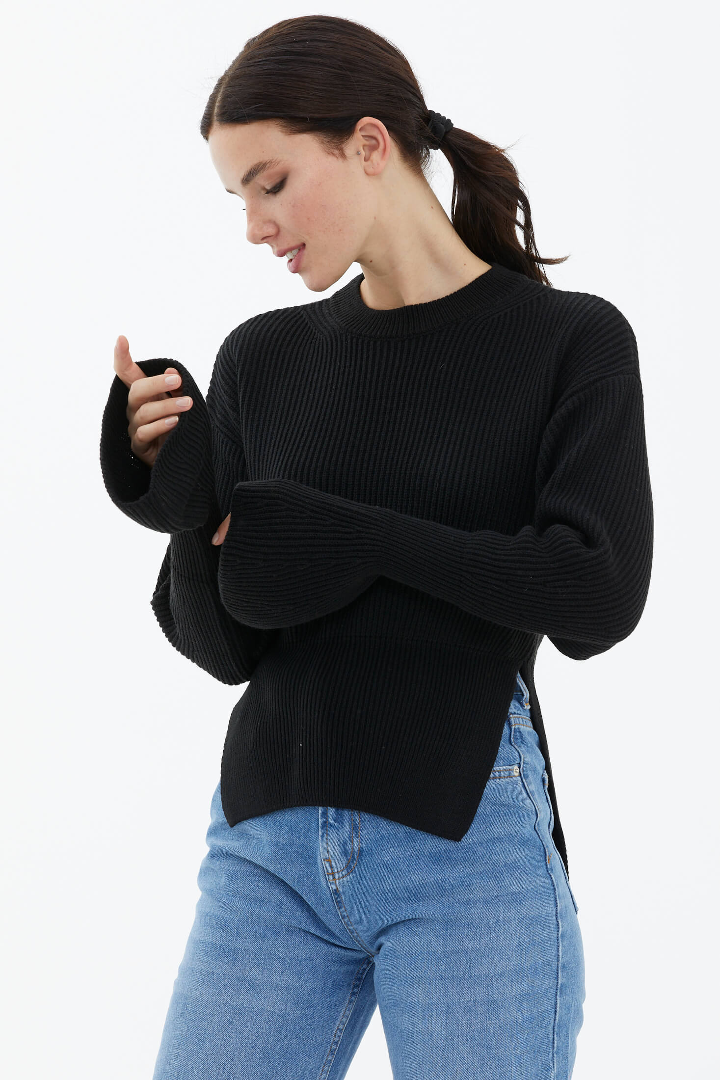 Sıfır Yaka Yırtmaçlı İspanyol Kol Tiriko Kazak - Siyah (3) Sementa