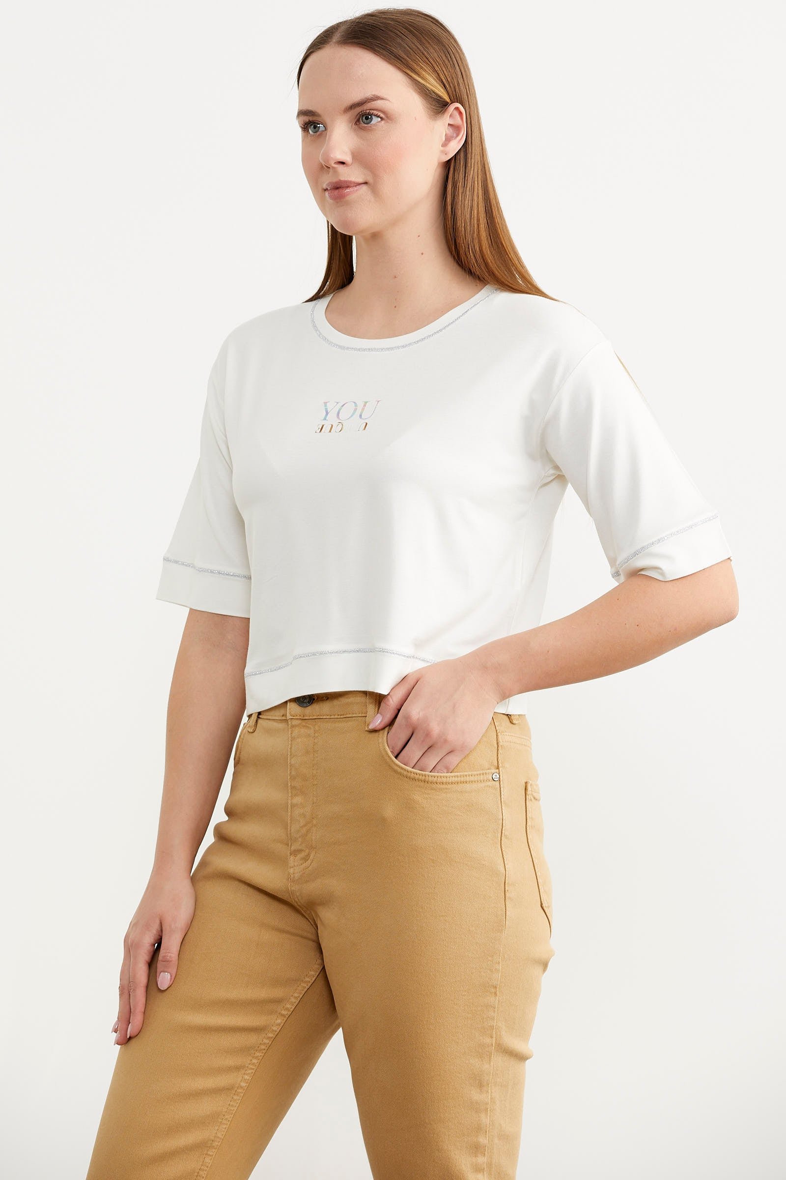 Sim Detaylı Oversize Crop Tişört - Ekru (4) Sementa