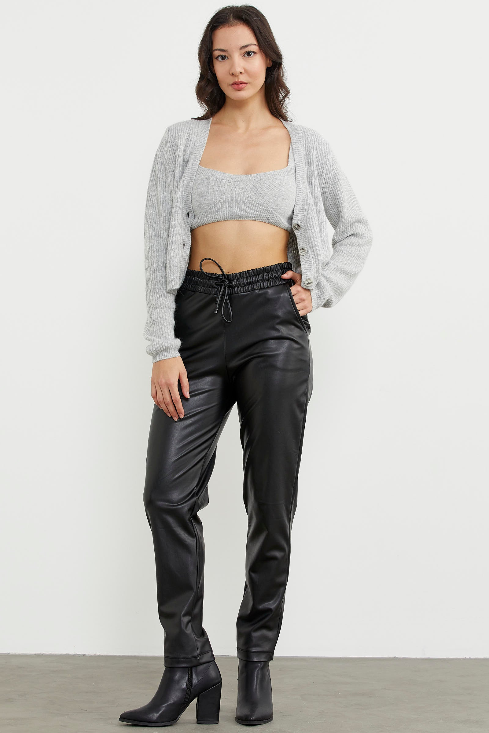 Suni Deri Beli Lastikli Pantolon - Siyah (3) Sementa