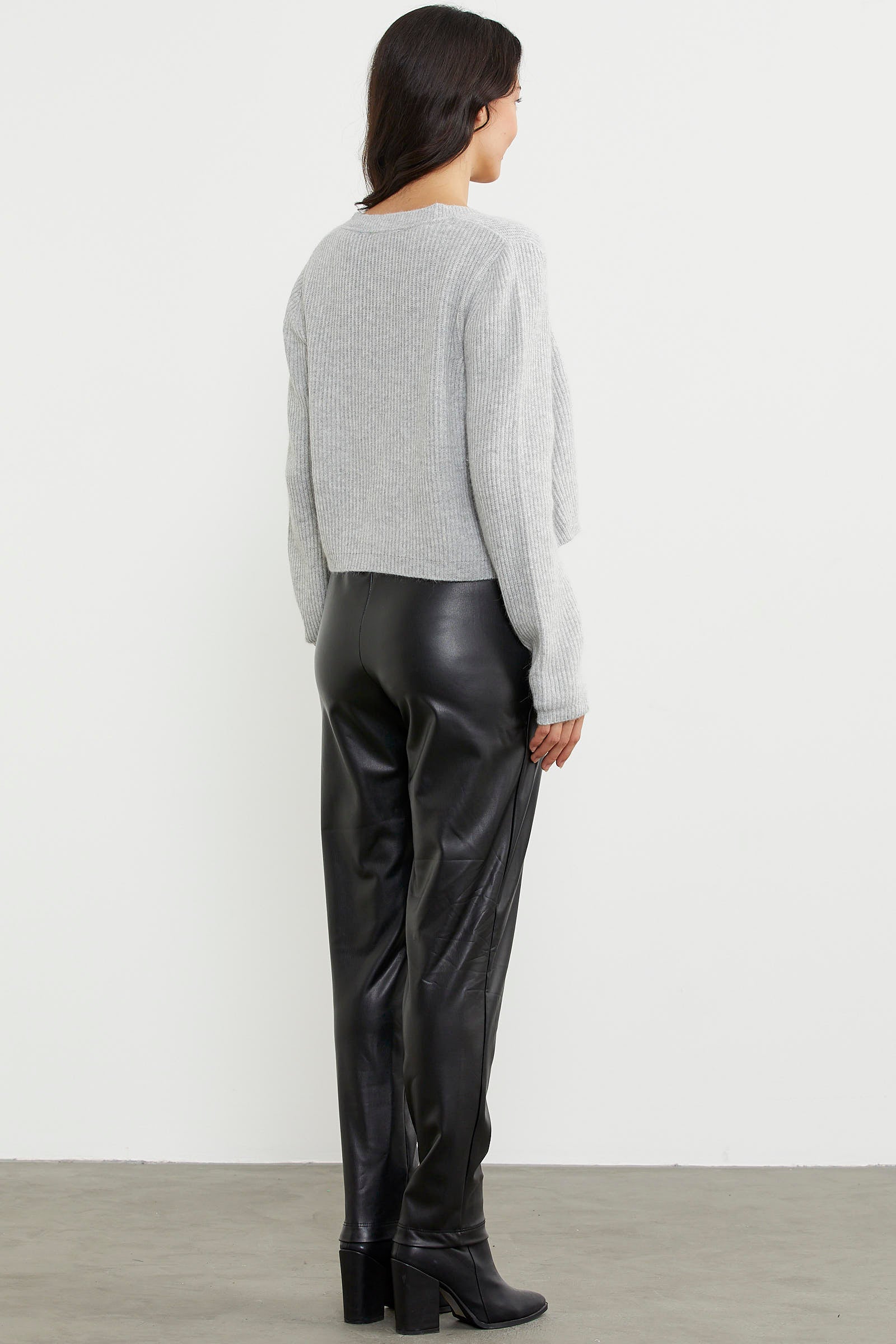 Suni Deri Beli Lastikli Pantolon - Siyah (6) Sementa