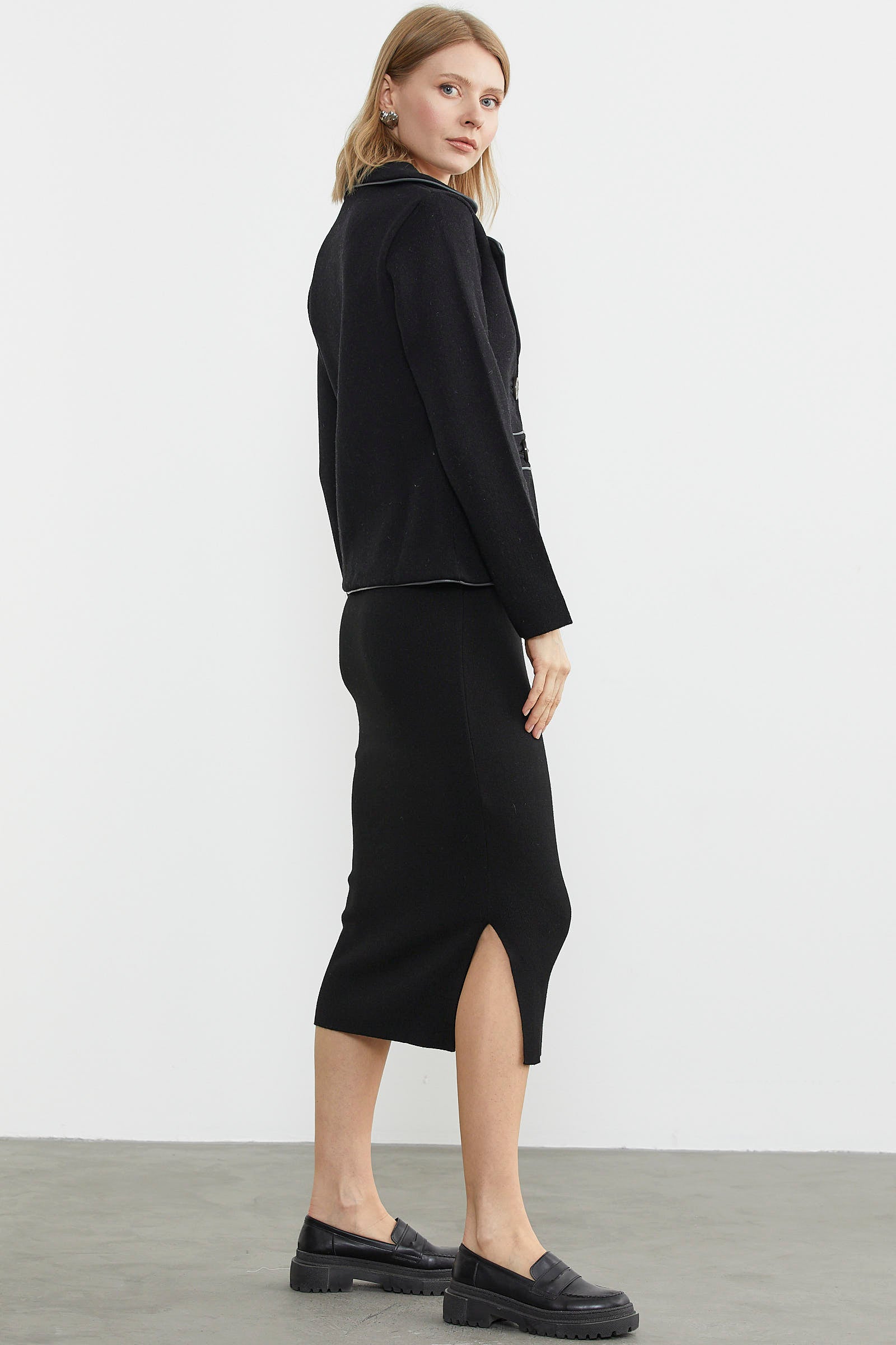 Suni Deri Biyeli Triko Ceket - Siyah - Koyu Gri (6) Sementa