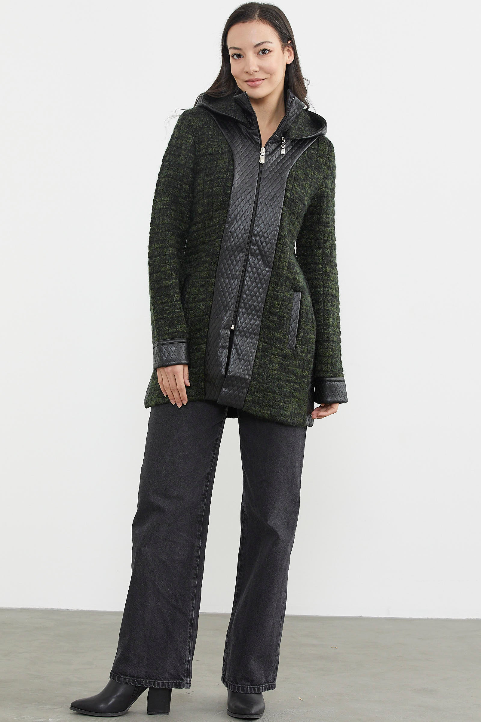 Suni Deri Detaylı Uzun Triko Ceket - Siyah - Yeşil (1) Sementa