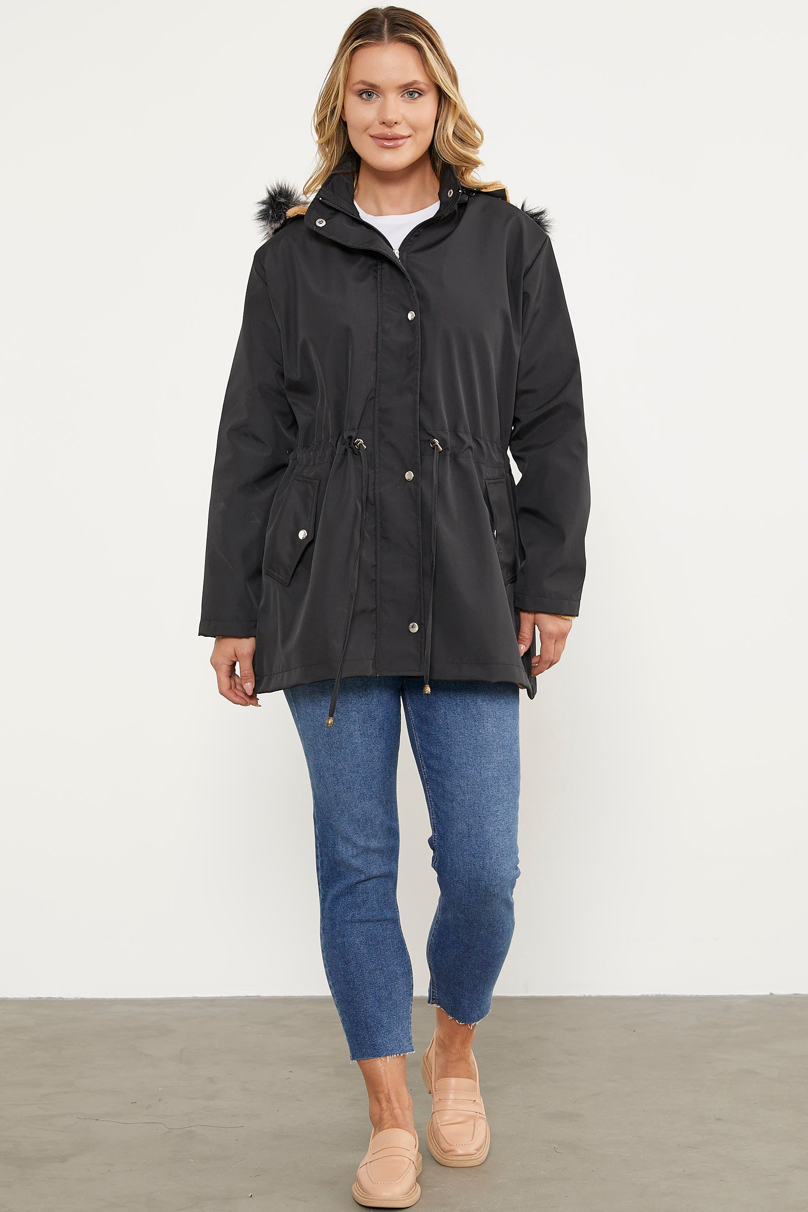 Suni Kürk Kapüşonlu Beli Ayarlanabilir Mont - Siyah (1) Sementa