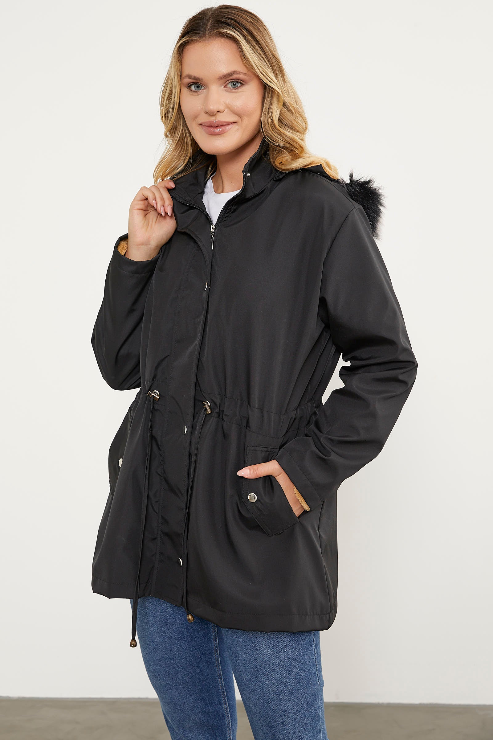 Suni Kürk Kapüşonlu Beli Ayarlanabilir Mont - Siyah (3) Sementa