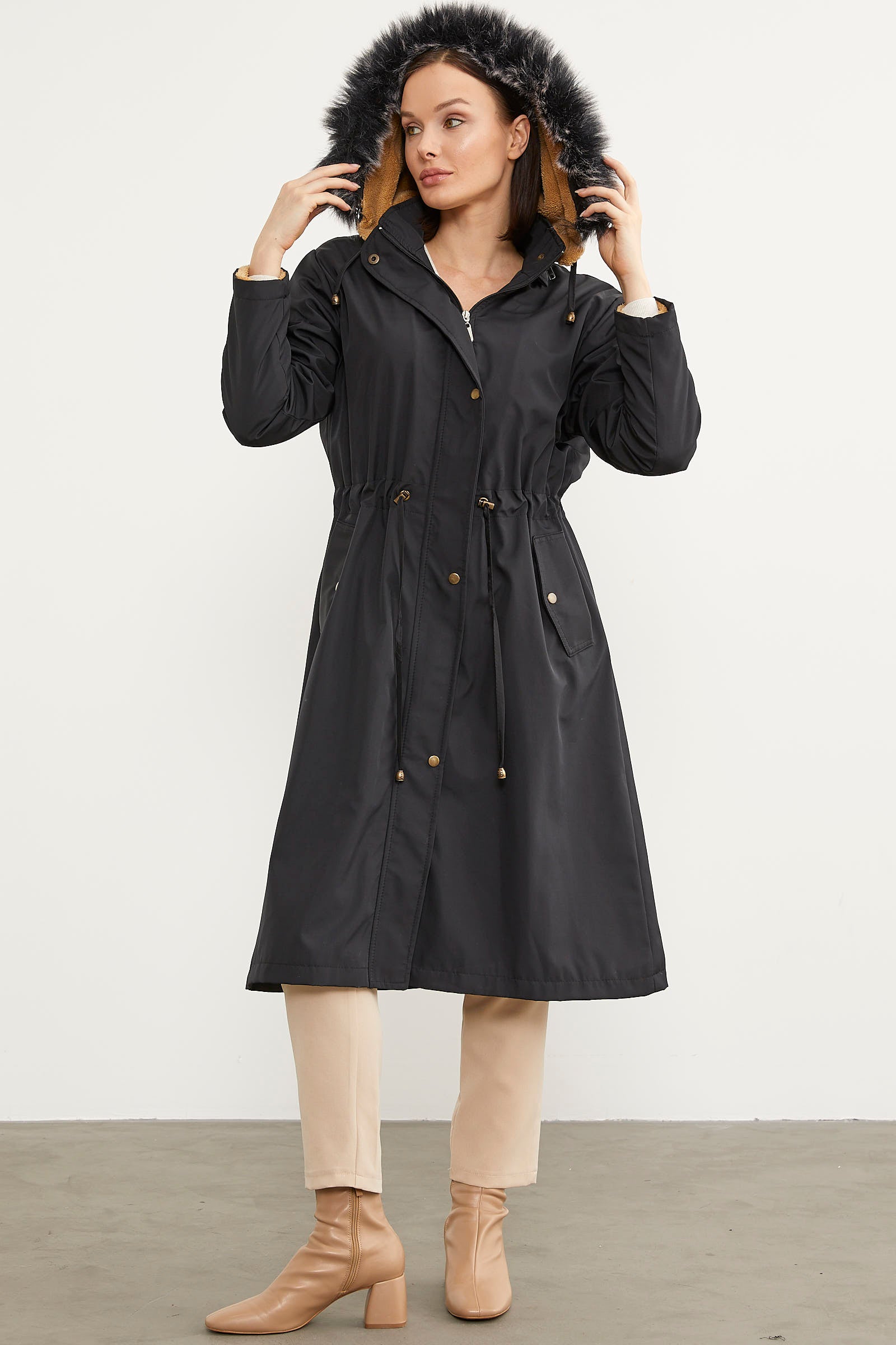 Suni Kürk Kapüşonlu Beli Ayarlanabilir Uzun Trençkot - Siyah (5) Sementa