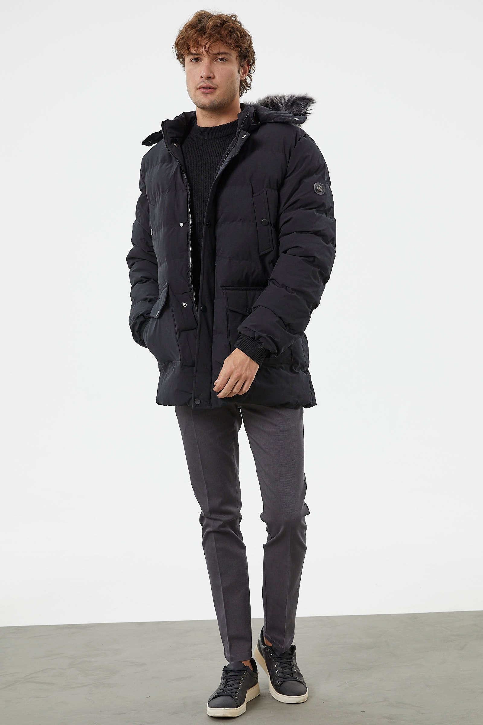 Suni Kürk Kapüşonlu Fermuarlı Mont - Siyah (1) Sementa