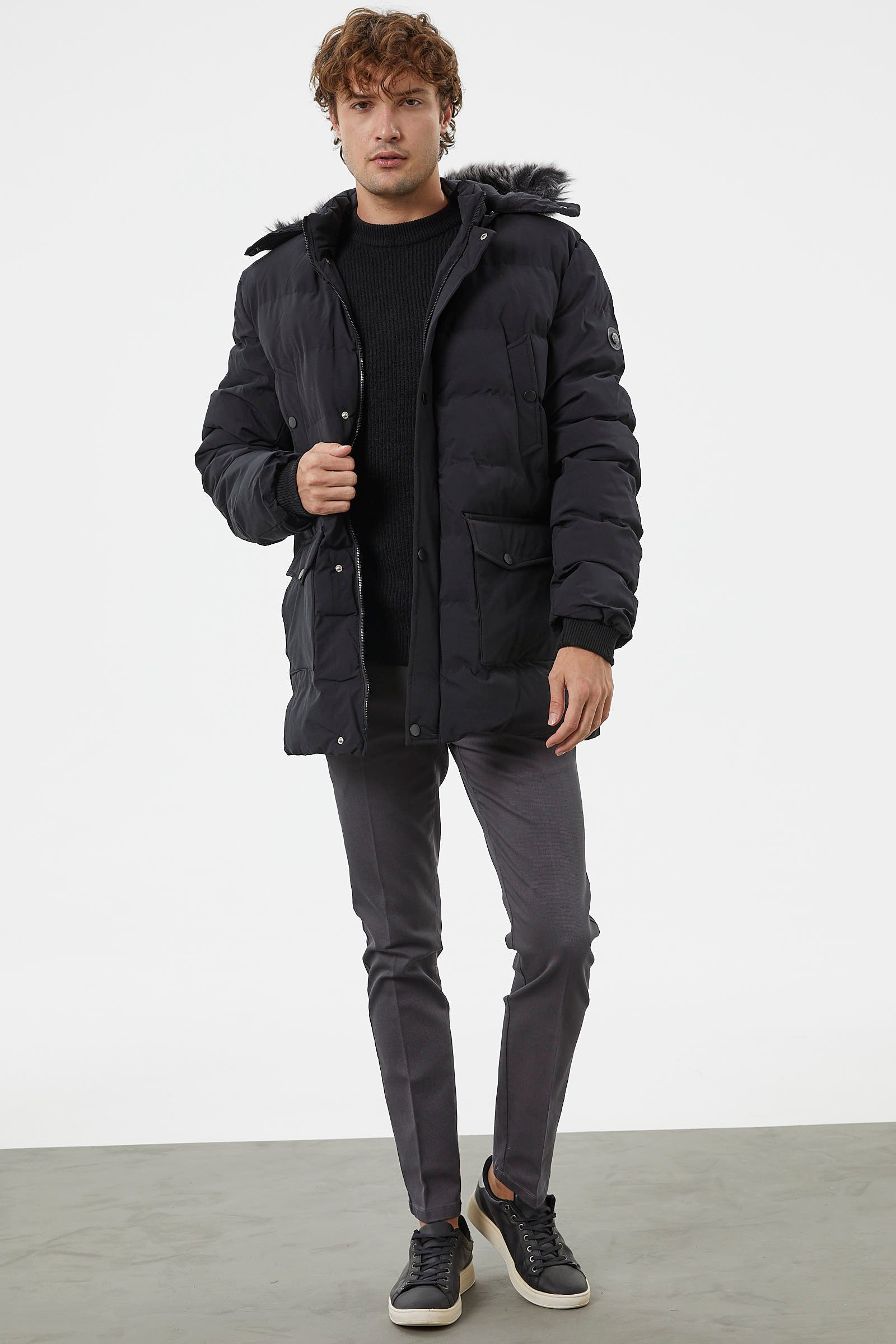 Suni Kürk Kapüşonlu Fermuarlı Mont - Siyah (2) Sementa