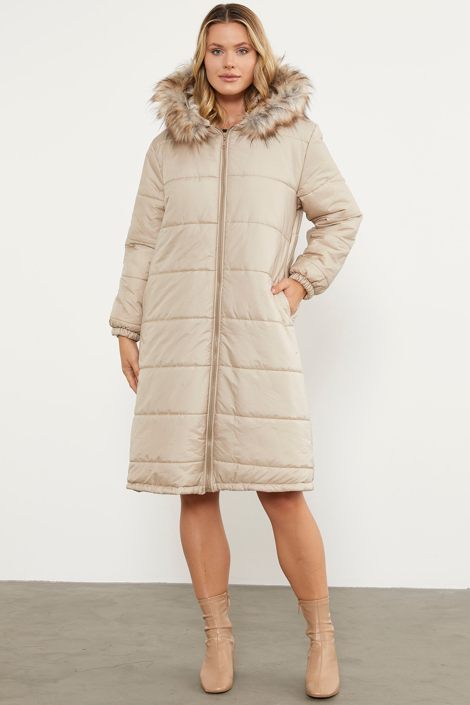 Suni Kürk Kapüşonlu Uzun Kaban - Taş (3) Sementa