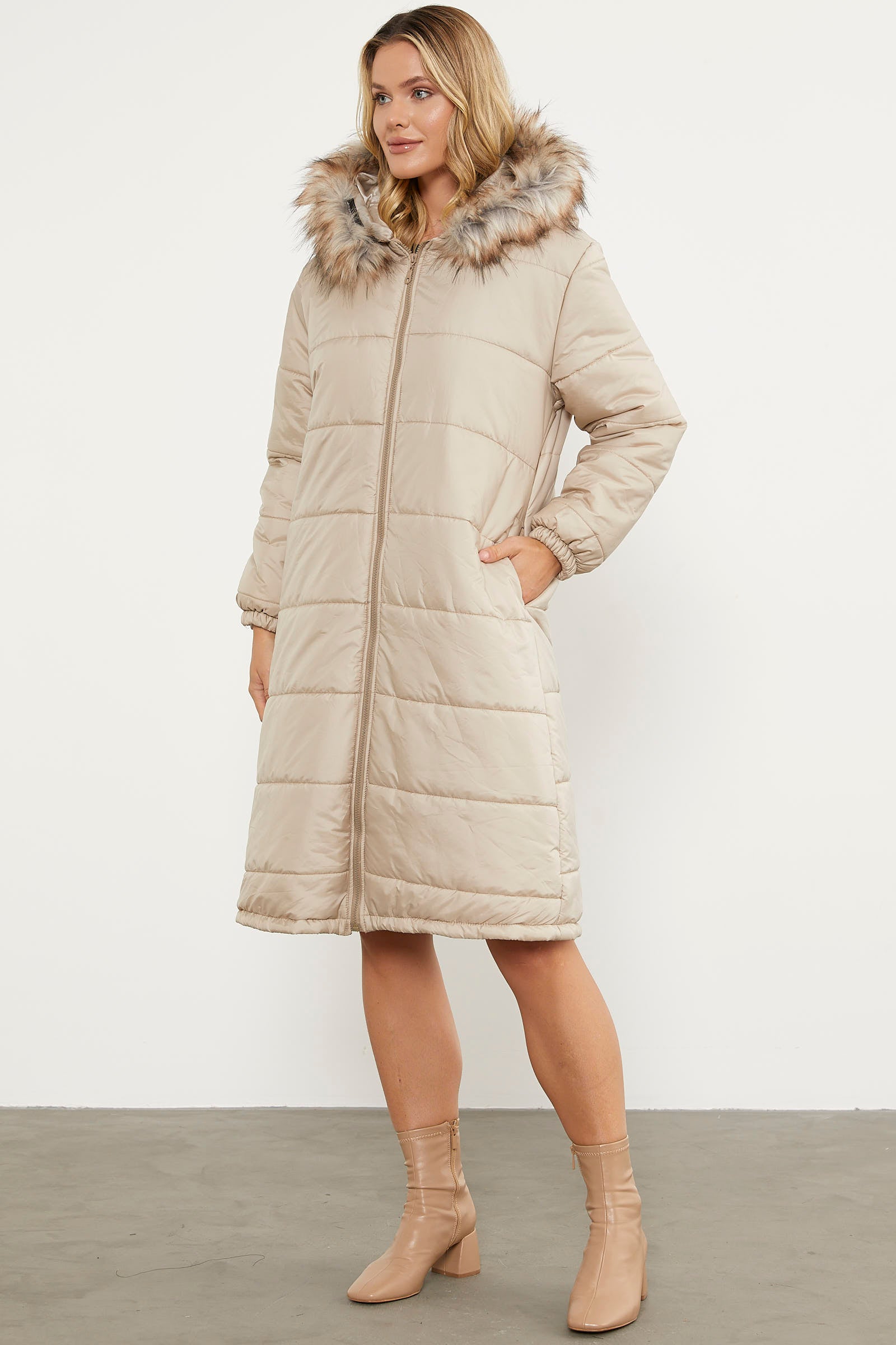 Suni Kürk Kapüşonlu Uzun Kaban - Taş (5) Sementa