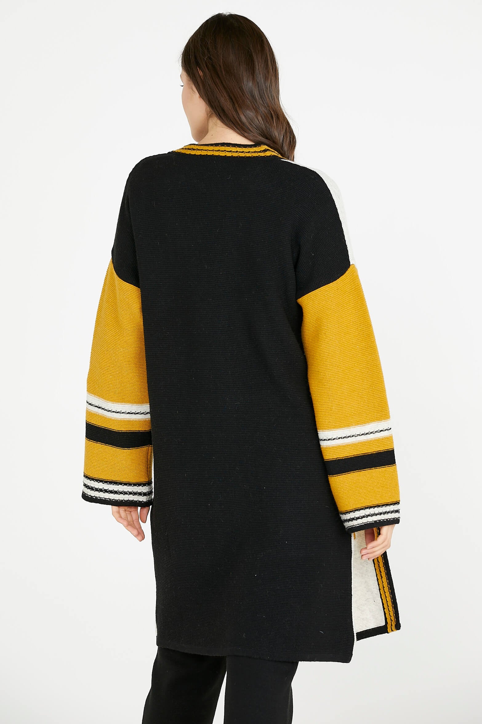 Triko Uzun Hırka - Siyah - Kemik (4) Sementa