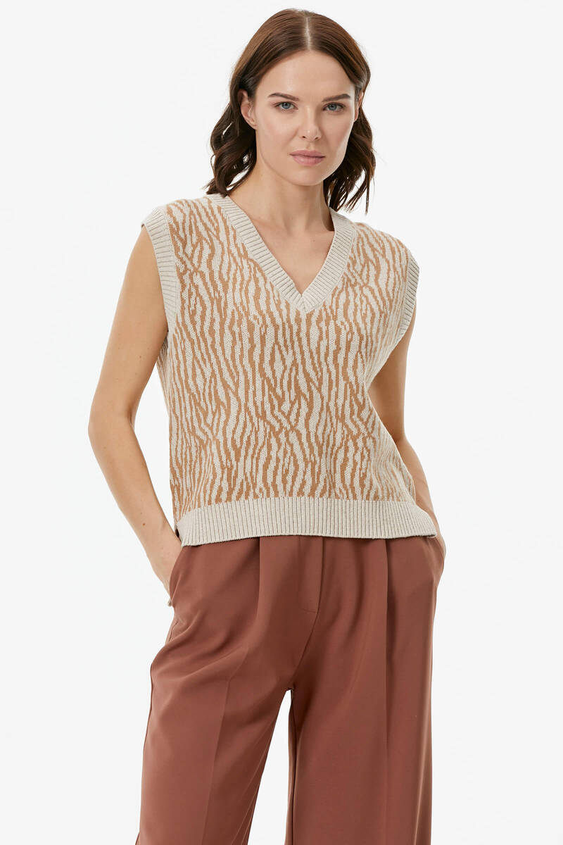 V Yaka Desenli Triko Süveter - Açık Bej (3) Sementa