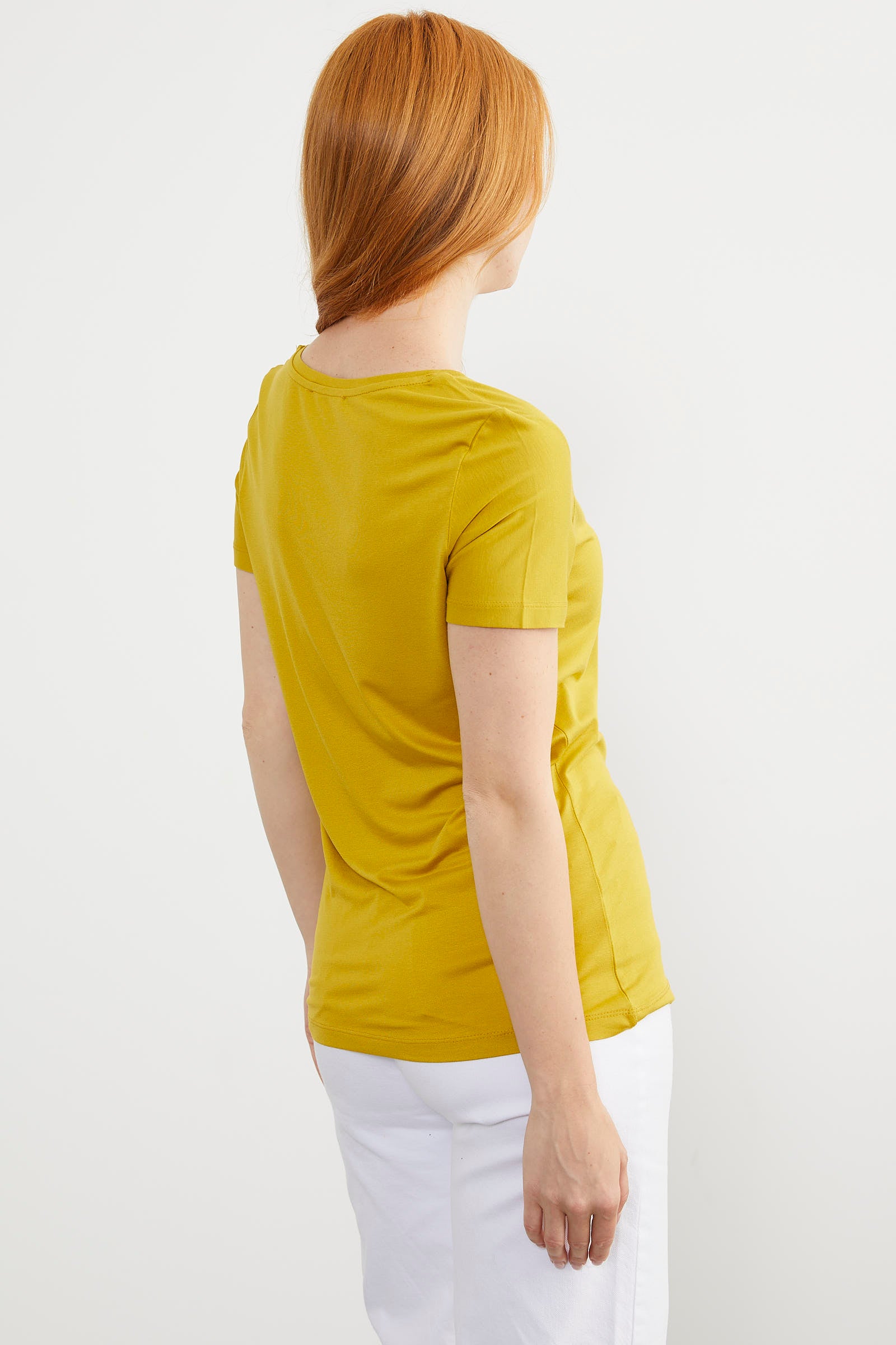 V Yaka Dökümlü Basic Tişört - Hardal (5) Sementa