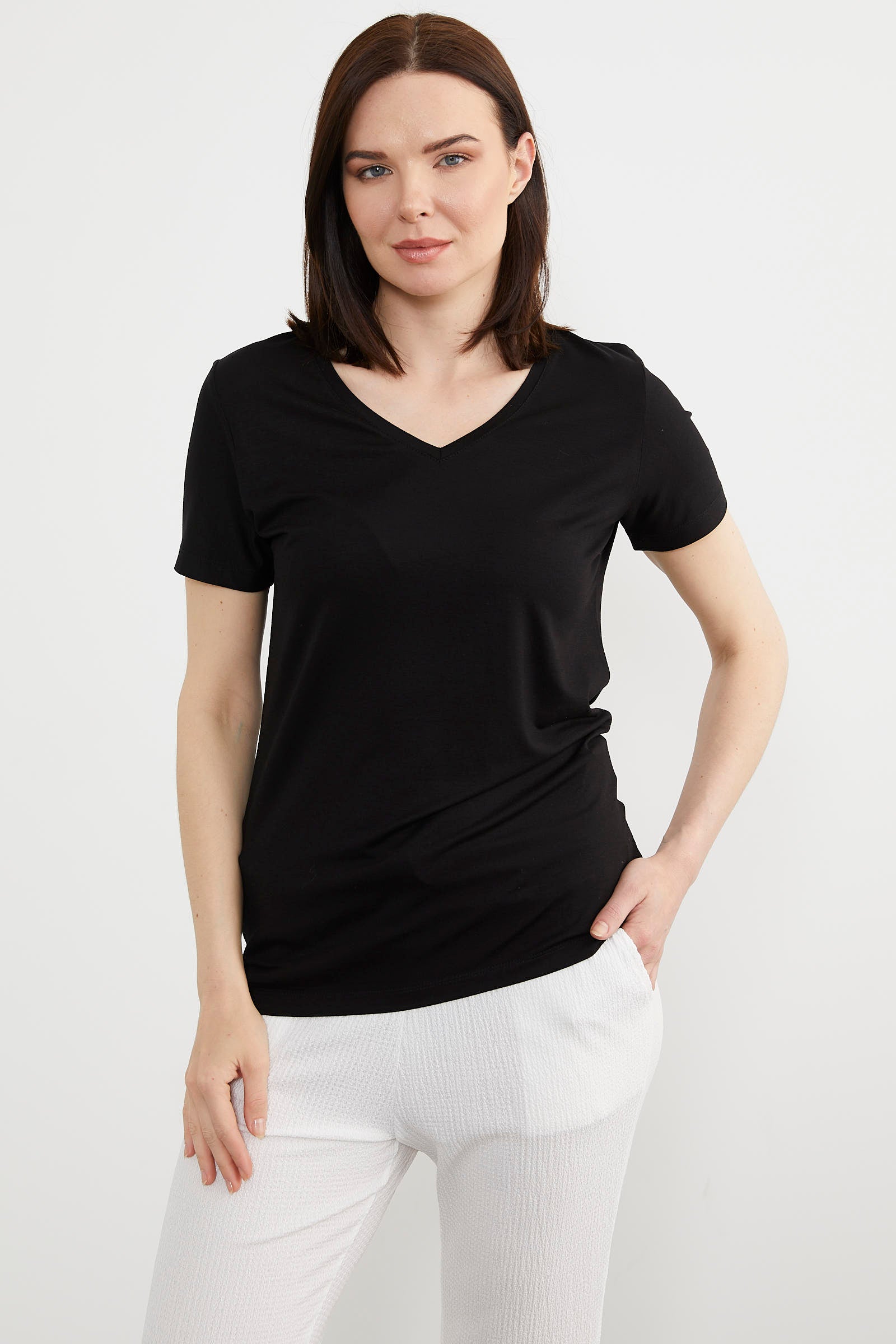 V Yaka Dökümlü Basic Tişört - Siyah (1) Sementa