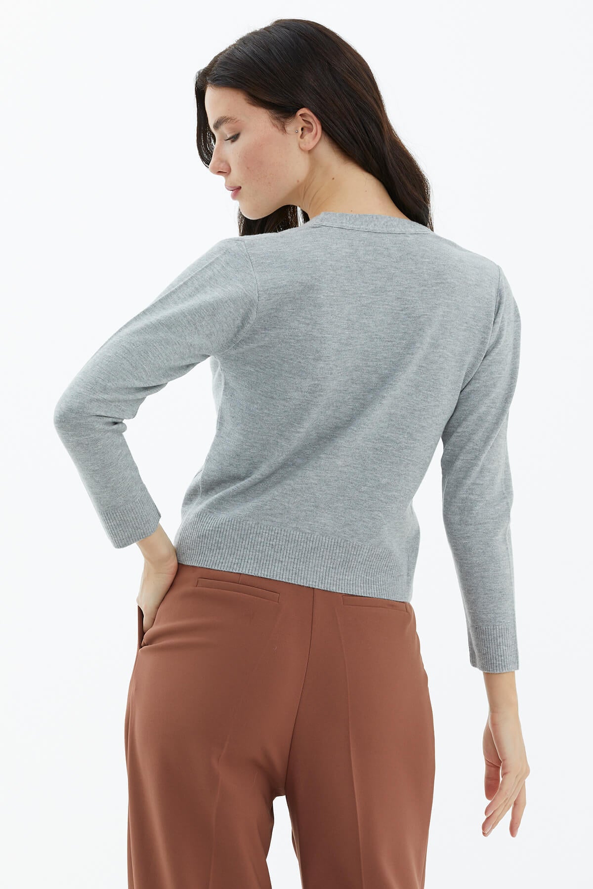 V Yaka Düğmeli Cepli Triko Hırka - Açık Gri (4) Sementa