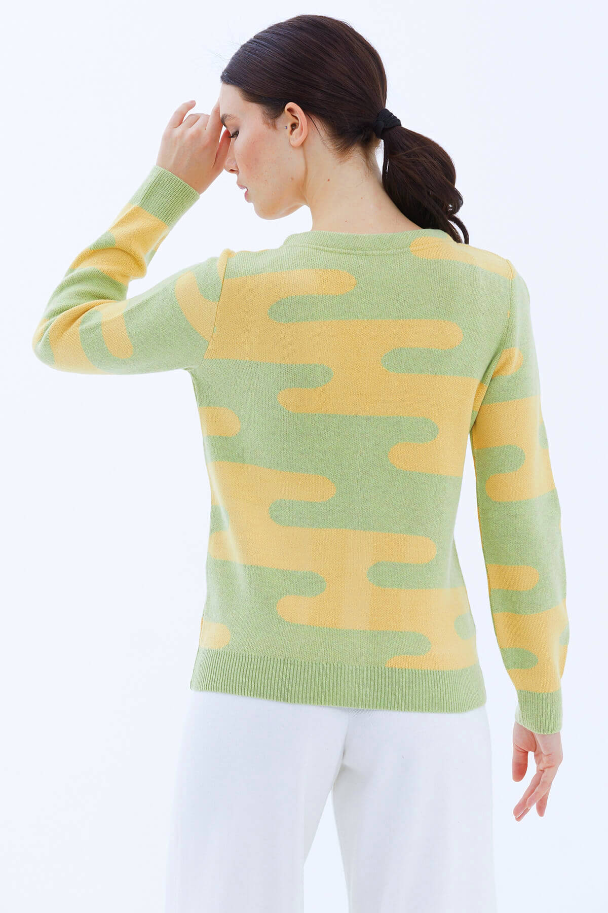 V Yaka Düğmeli Cepli Triko Hırka - Fıstık Yeşili (3) Sementa