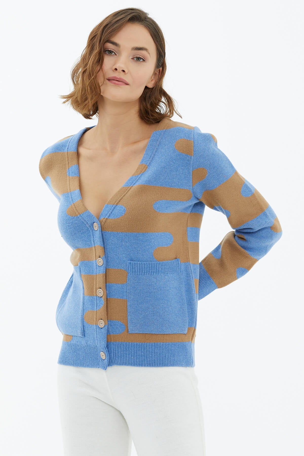 V Yaka Düğmeli Cepli Triko Hırka - Mavi (3) Sementa