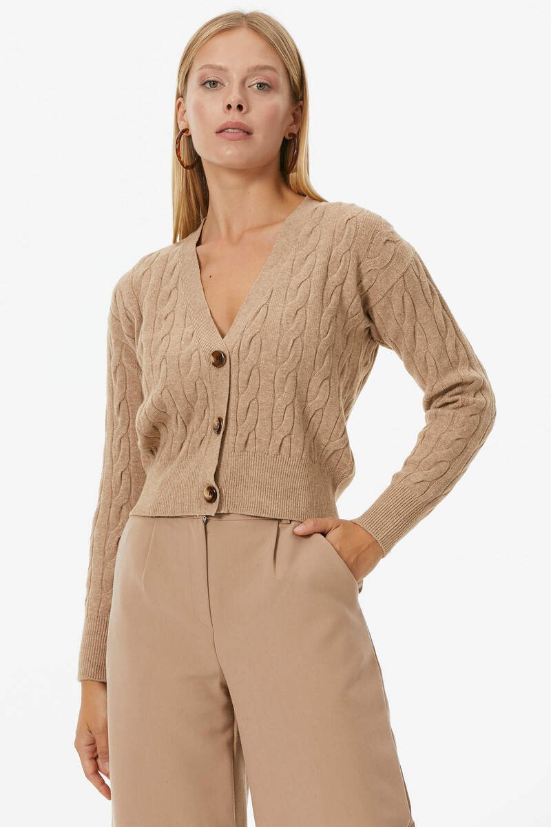 V Yaka Düğmeli Saç Örgülü Triko Hırka - Bej (4) Sementa