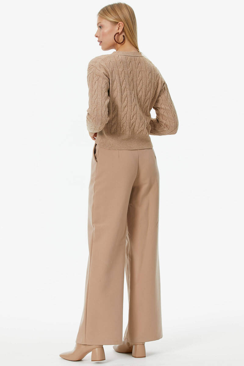V Yaka Düğmeli Saç Örgülü Triko Hırka - Bej (5) Sementa