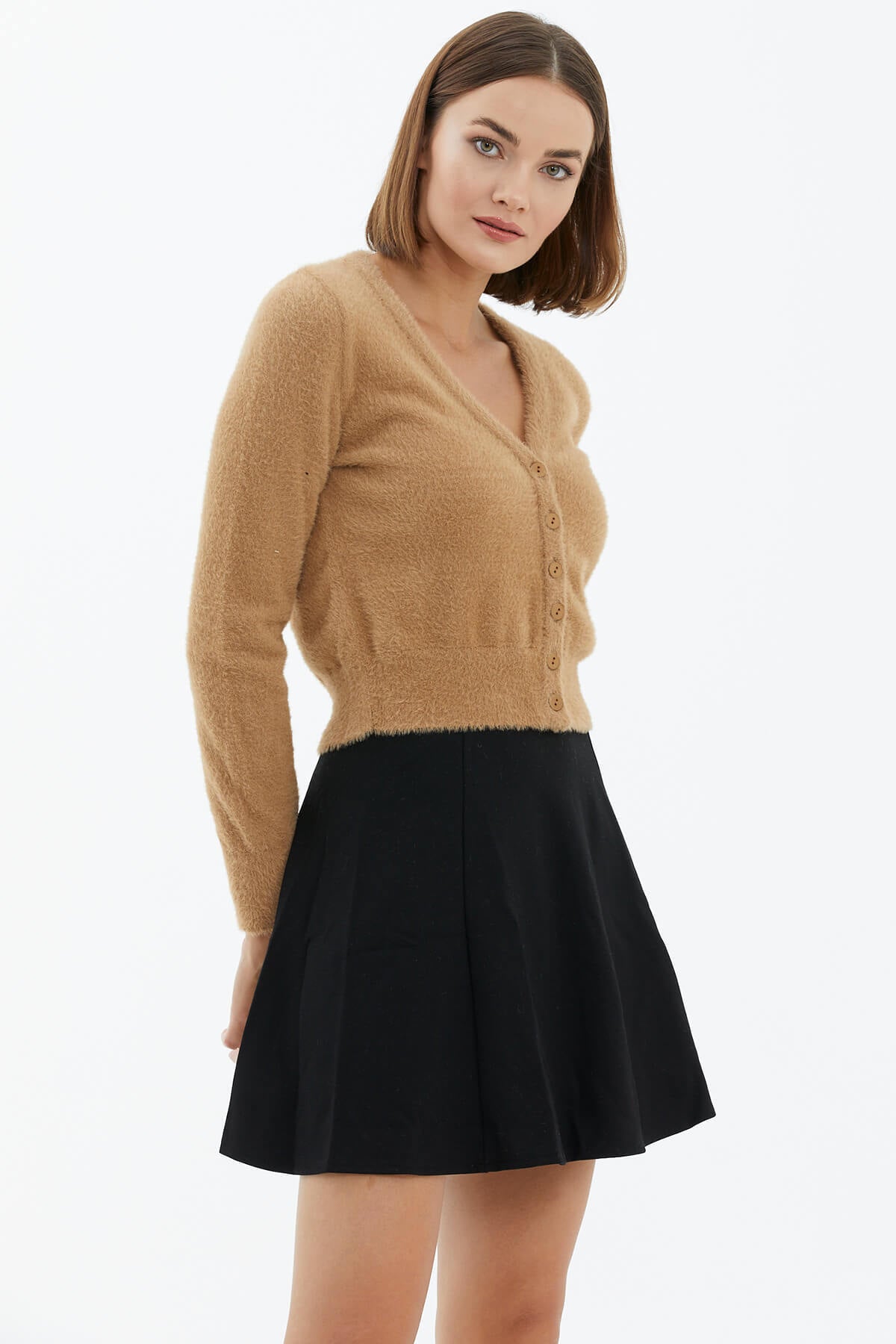 V Yaka Düğmeli Triko Hırka - Kamel (3) Sementa