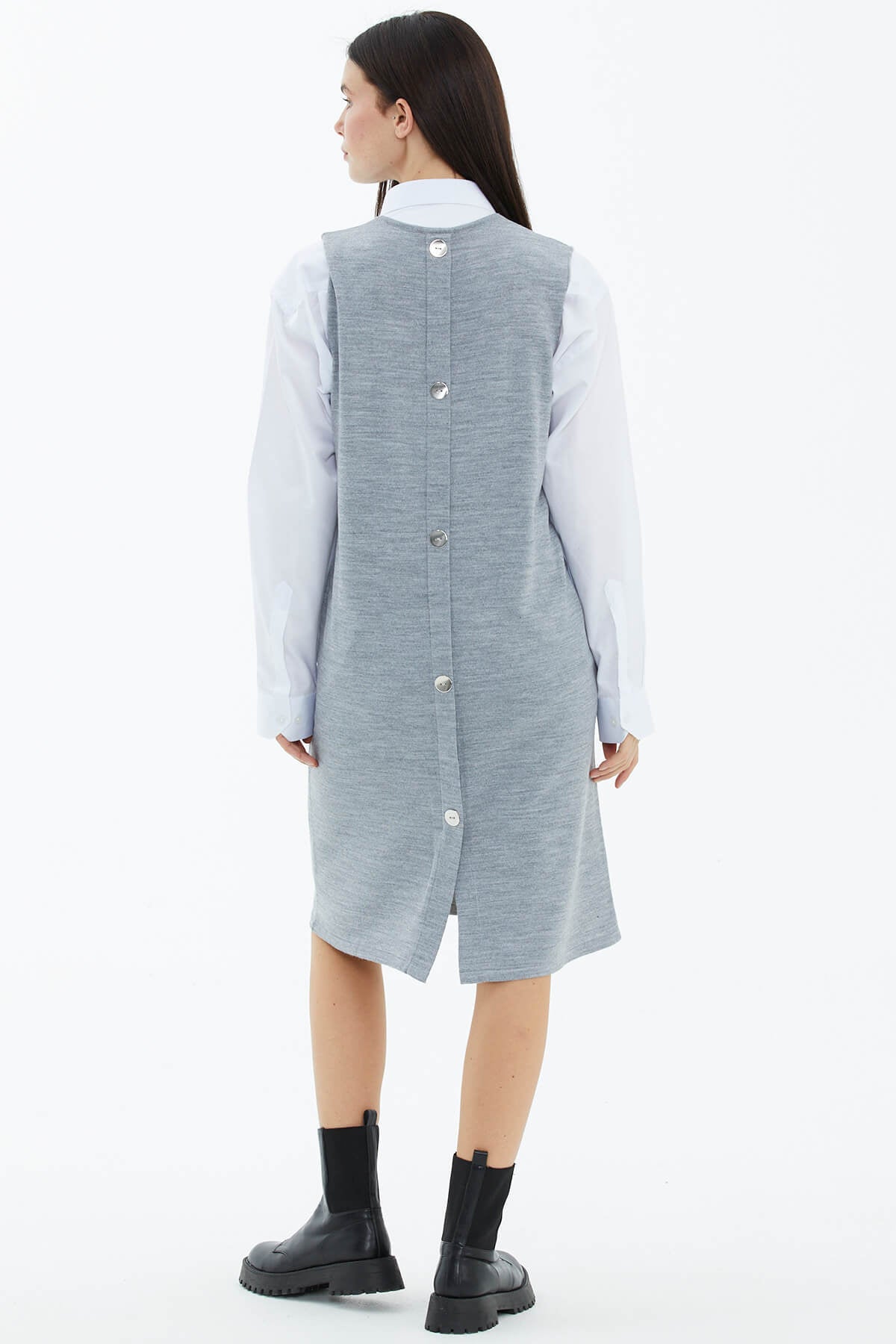 V Yaka Kolsuz Arkası Düğmeli Triko Elbise - Gri (3) Sementa