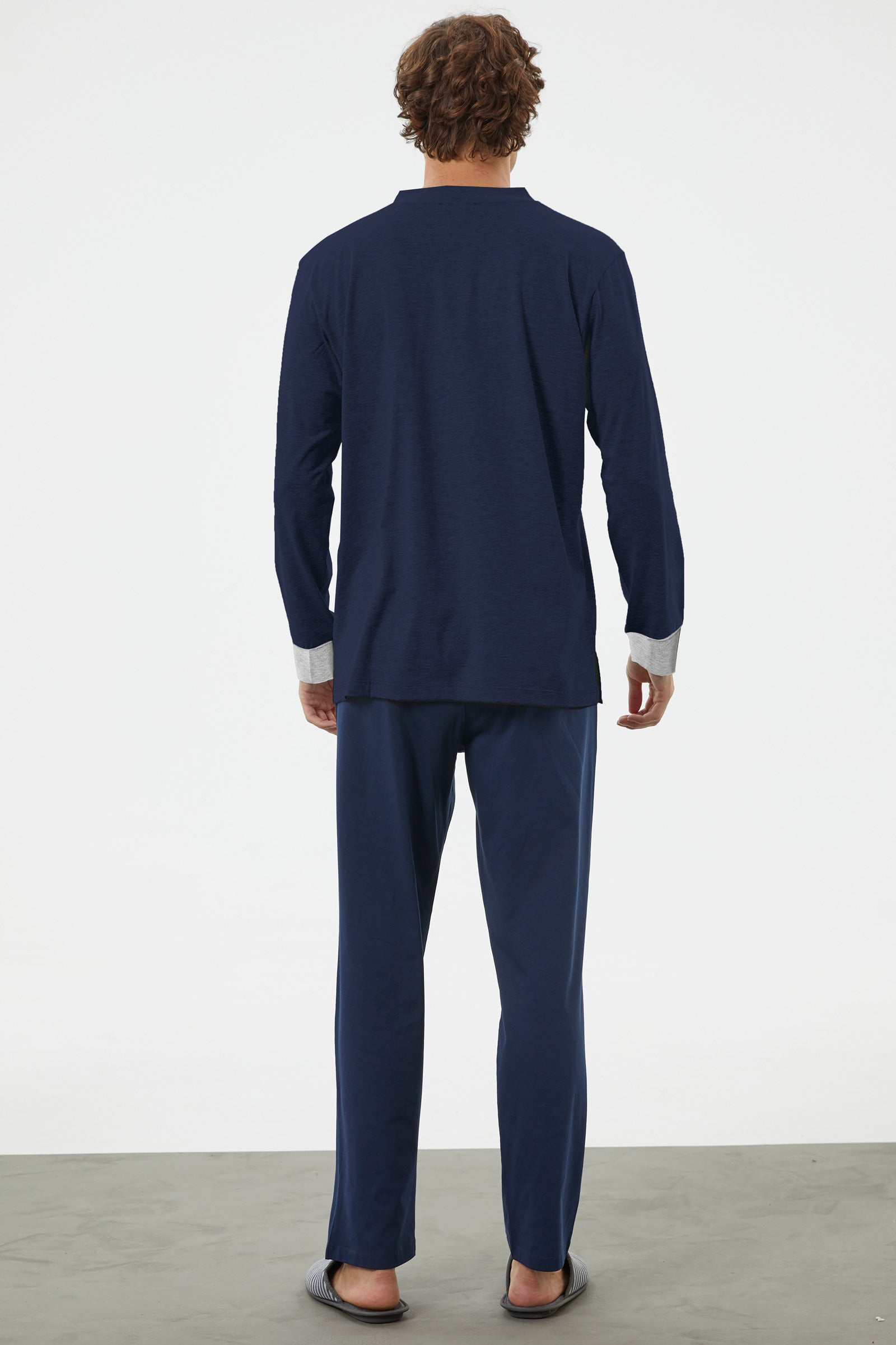 V Yaka Rahat Kalıp Pijama Takım - Lacivert (3) Sementa