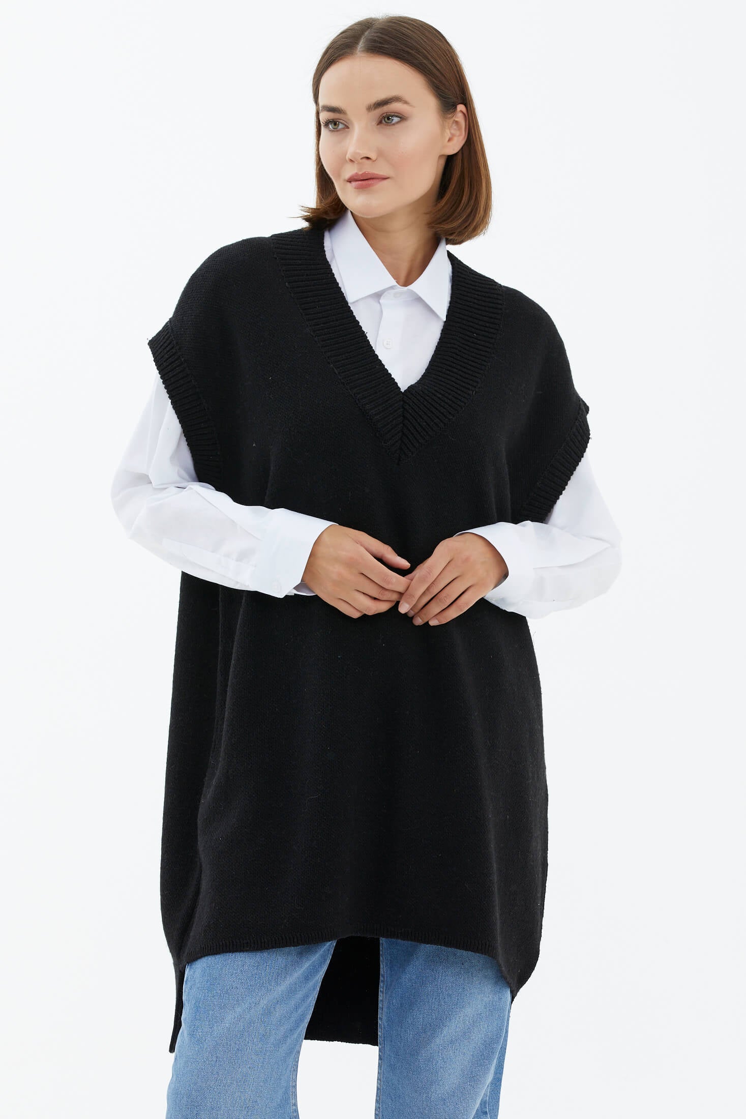 V Yaka Uzun Triko Süveter - Siyah (3) Sementa