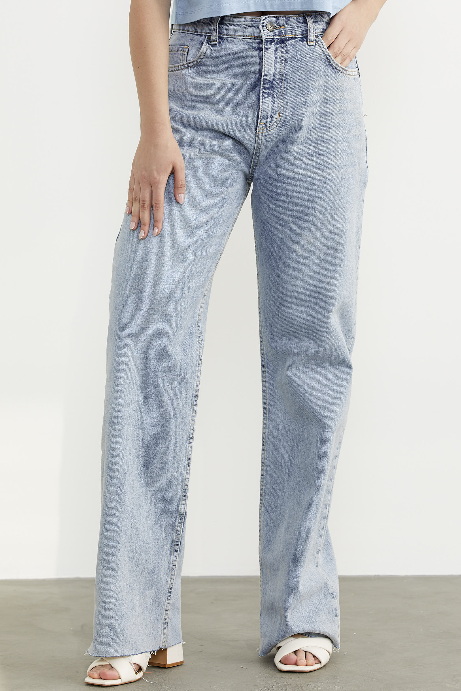 Yüksek Bel Geniş Paça Jean Pantolon - Açık Mavi (3) Sementa