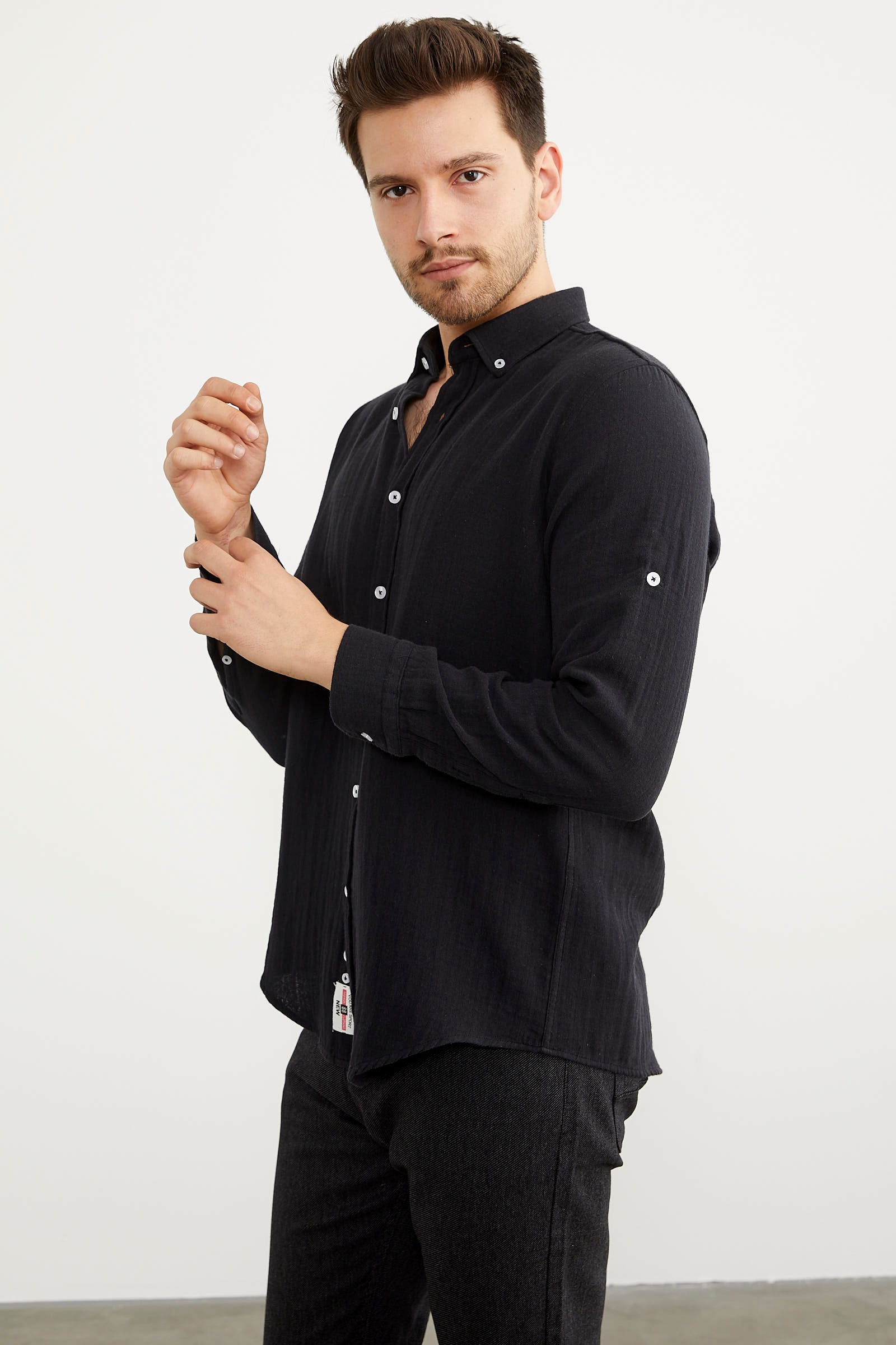 Yumuşak Dokulu Uzun Kol Gömlek - Siyah (3) Sementa